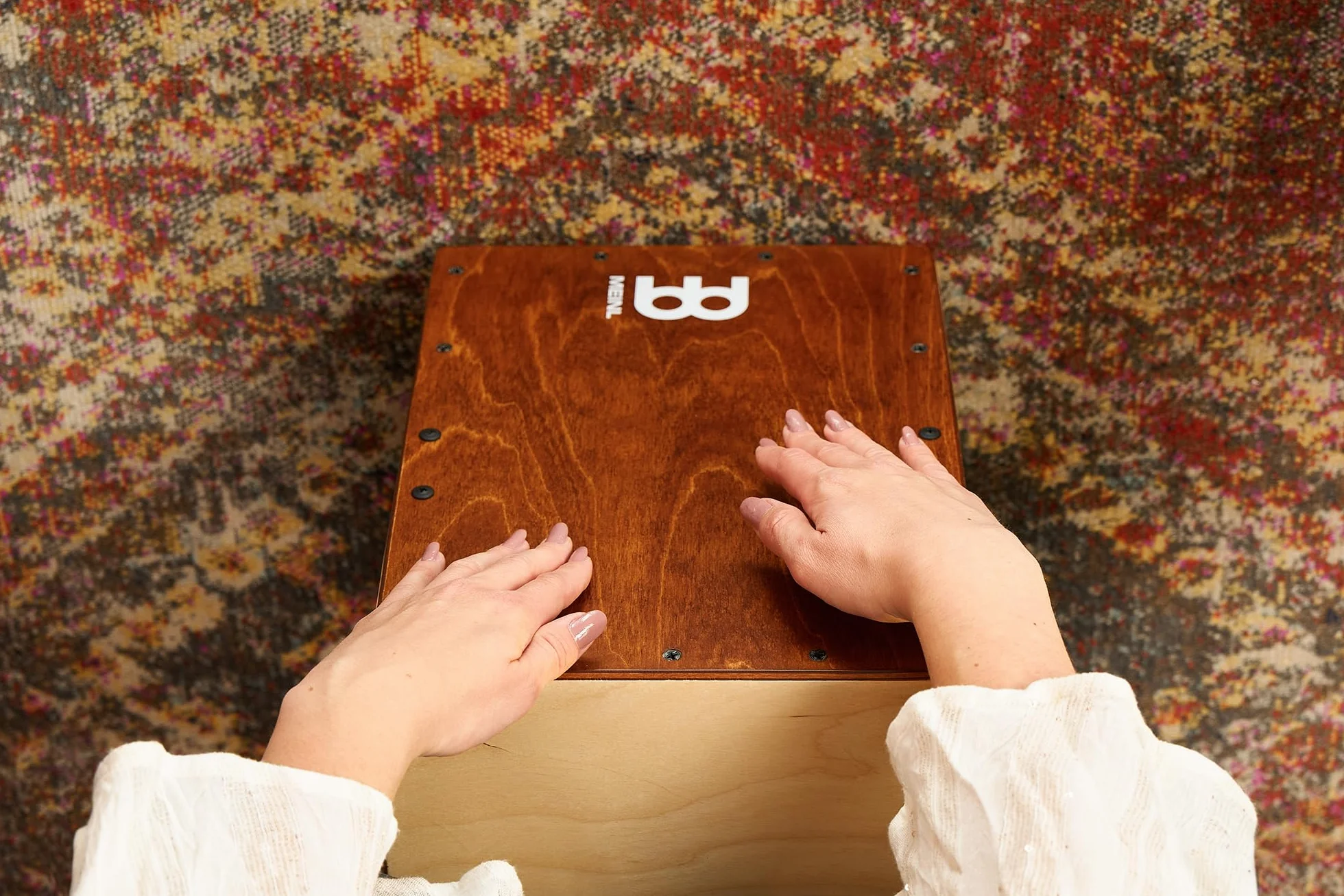 Meinl Percussion Jam Cajon Instrument – Mały Cajon dla Dzieci i Dorosłych do 1,50 m – Panel Przedni Brzoza Migdałowa (JC50AB)