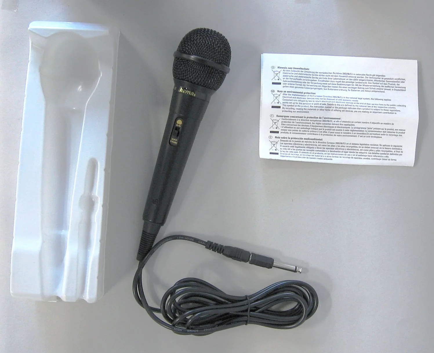 Hama mikrofon dynamiczny przewodowy (do karaoke, 6,3mm, kabel 2,5m, wokalowy) czarny