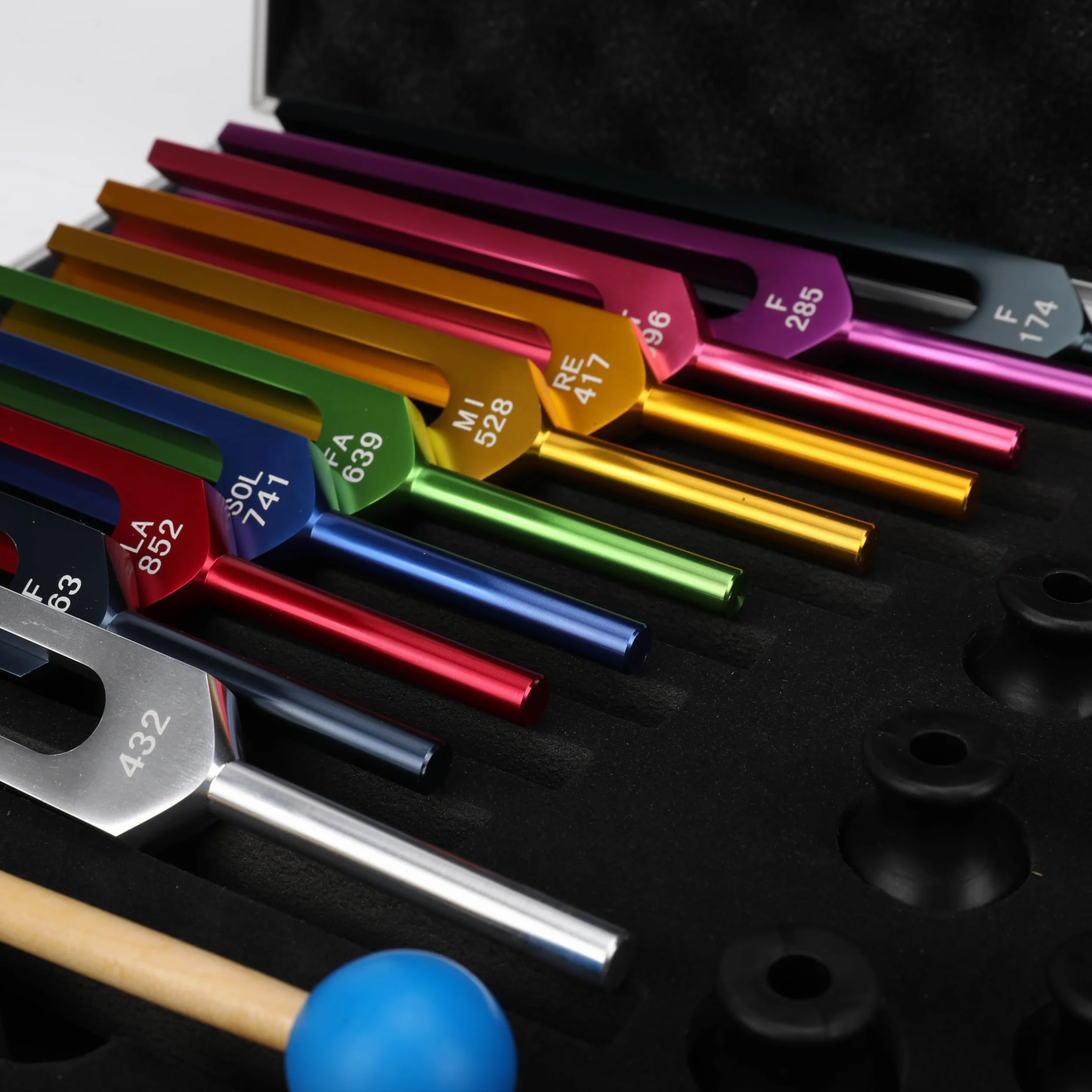 Solfeggio zestaw widełek do strojenia 432 Hz 10 sztuk z pudełkiem na prezent