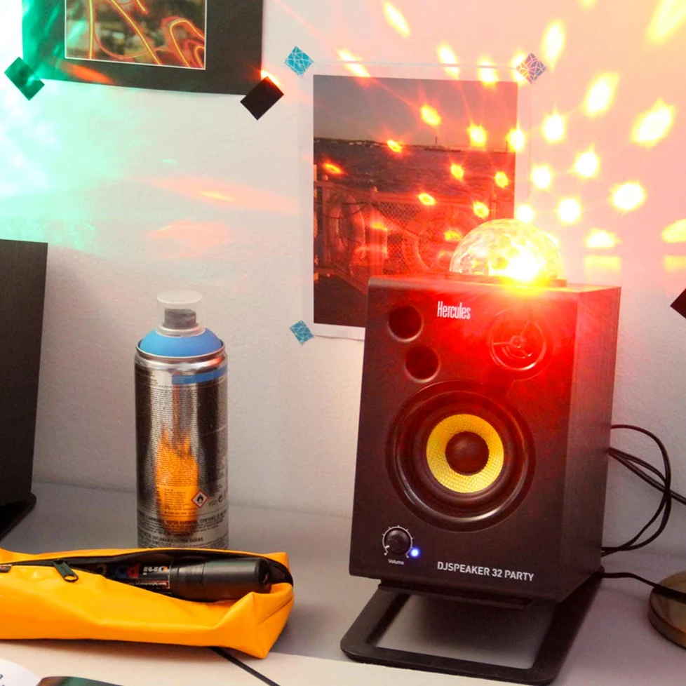 Hercules DJSpeaker 32 Party: 2 x 15 W, aktywne głośniki monitorowe ze zintegrowanym oświetleniem