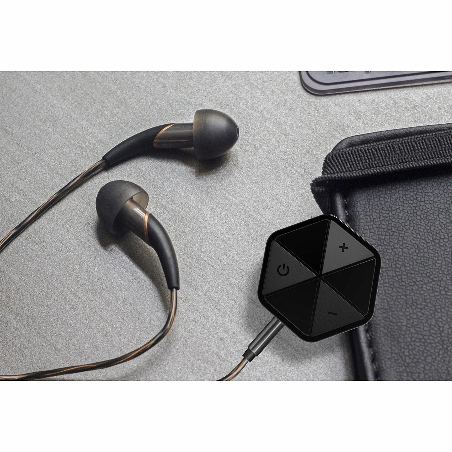 Audiocore Adapter Bluetooth AC815 HSP, HFP, A2DP, AVRCP Bluetooth V4.1, klasa II, mikrochip CSR BC8635