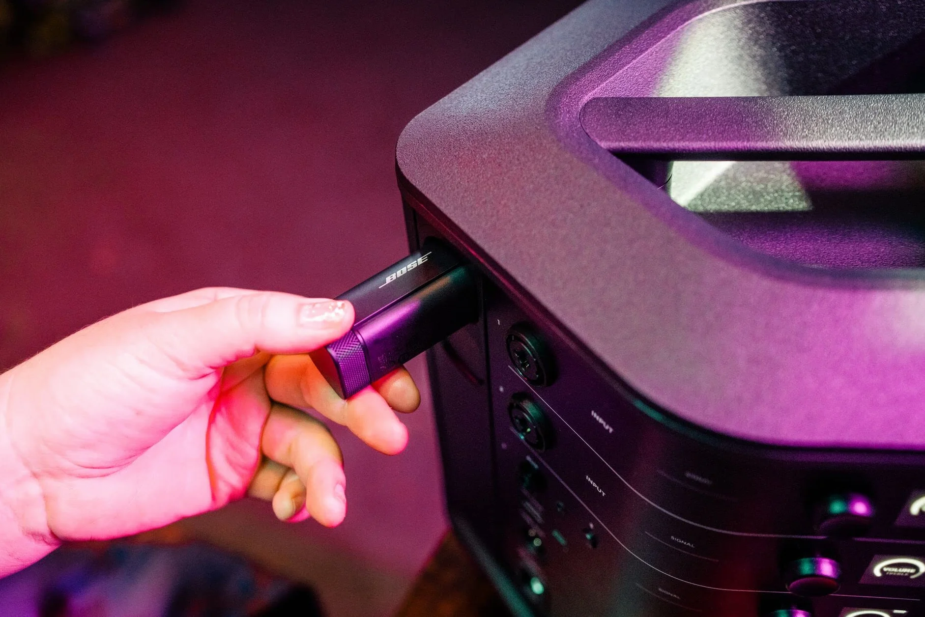 Bose bezprzewodowy nadajnik mikrofonowy/liniowy XLR do głośnika S1 Pro+ PA System