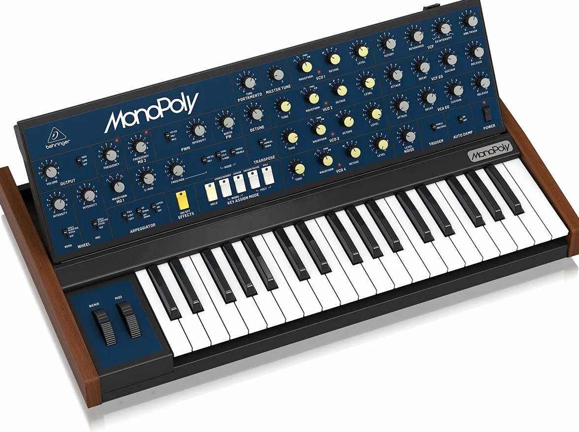 Behringer Monopoly analogowy 4-głosowy syntezator polifoniczny z 37 przyciskami w pełnym rozmiarze, 4 VCOs, VCF, 2 LFO, 2 krzywe koperty, modulacja synchronizacji i crossu oraz arpeggiator