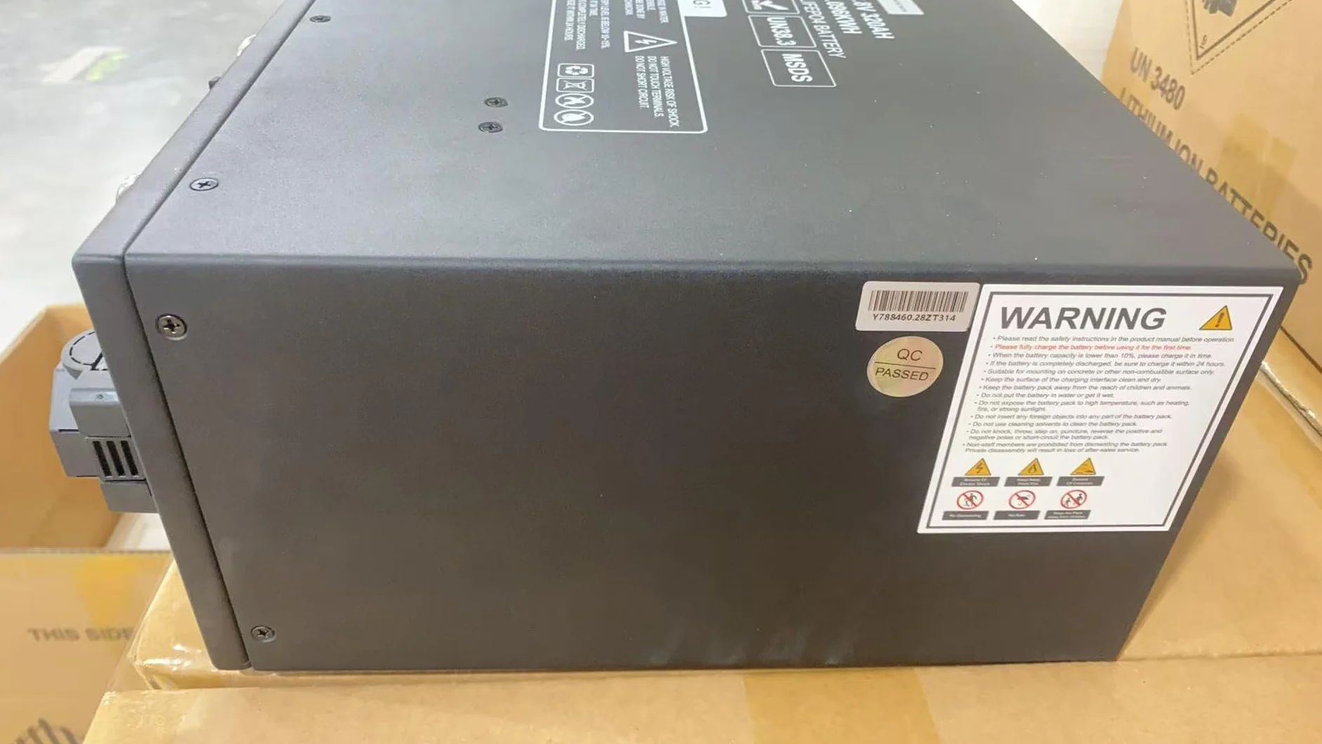 Akumulator LiFePO4 12 V, 320 Ah, certyfikat ECE R10 z wbudowanym BMS 250 A, ochrona przed niską temperaturą, 12000 cykli i 10-letnia żywotność, do przyczep kempingowych, instalacji solarnych