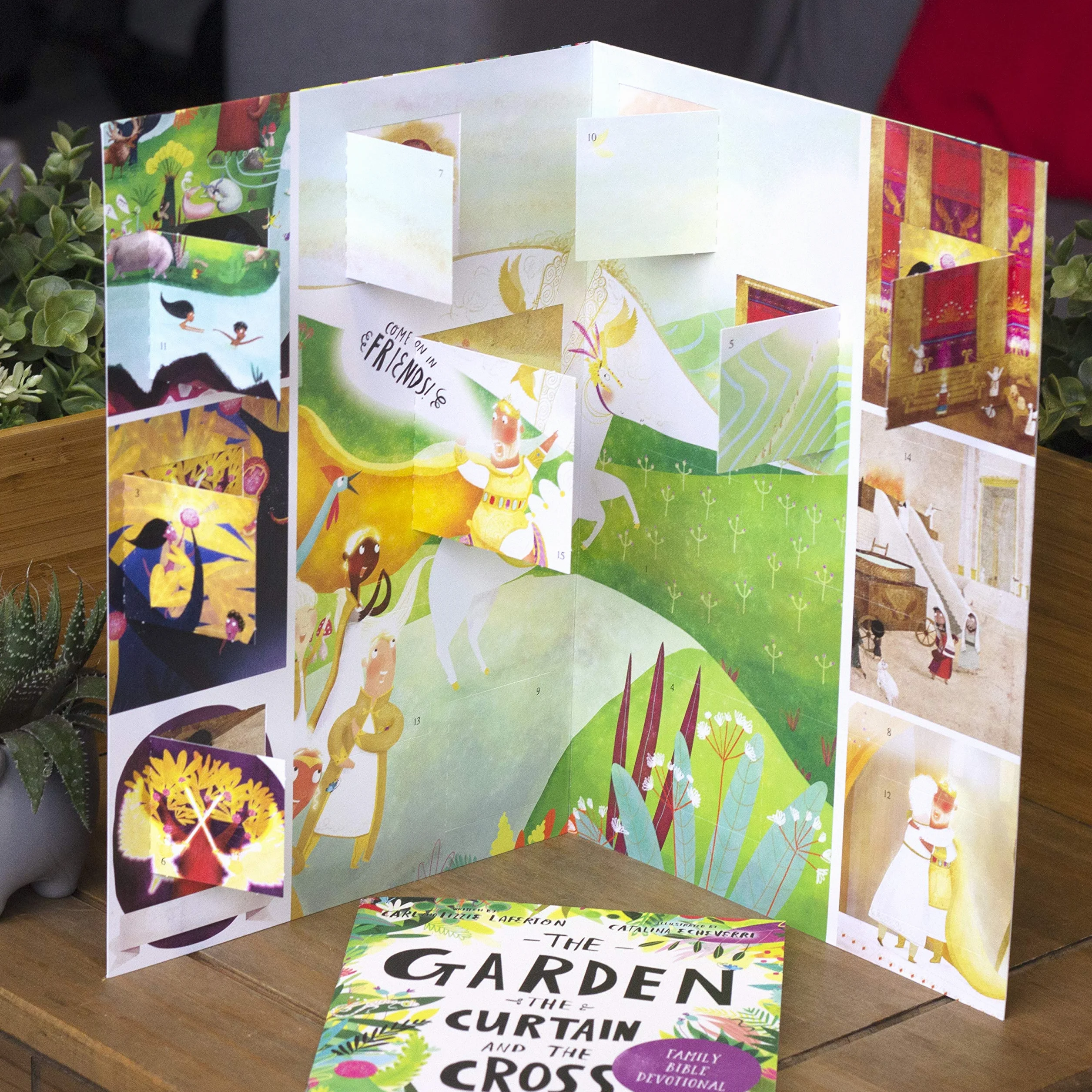 The Garden, the Curtain and the Cross Easter Calendar: Easter Family Devotional with 15-door Calendar