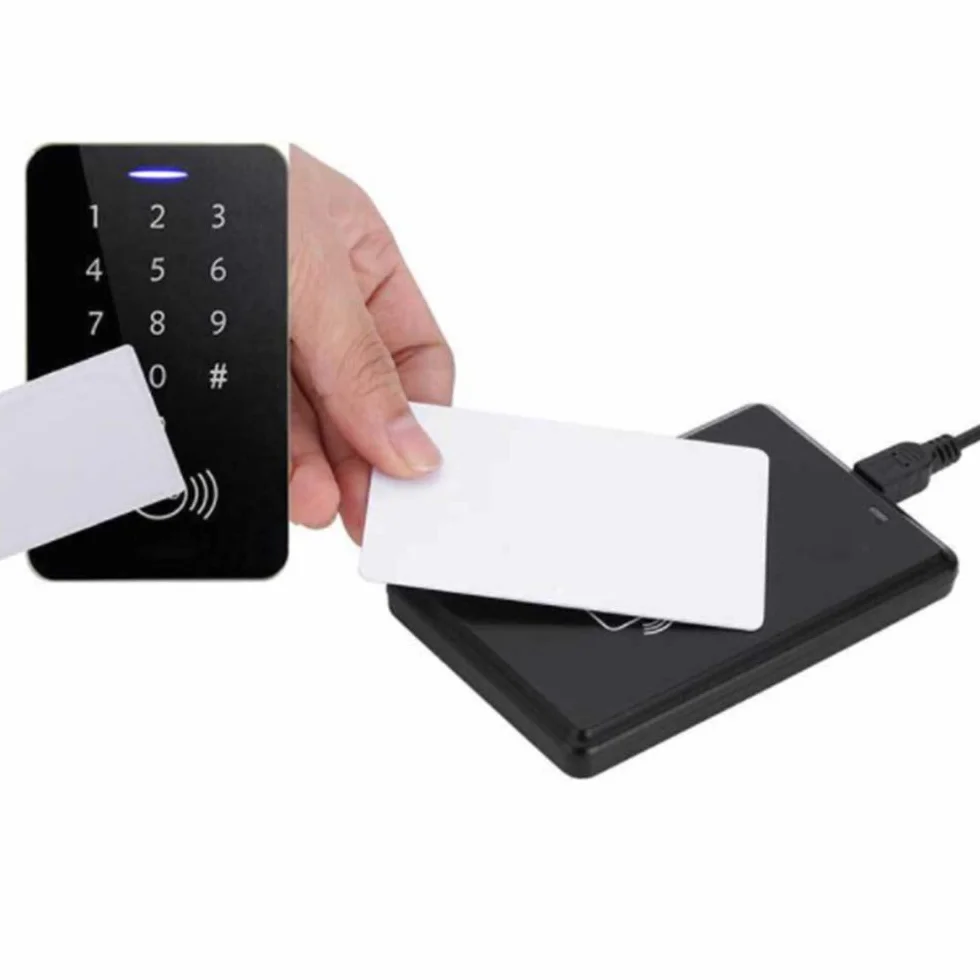 10 . RFID NFCsmart Chip Badge Clone 0 Sector Writable Tag UID Access Control Cienka karta 13,56 MHz do wielokrotnego zapisywania