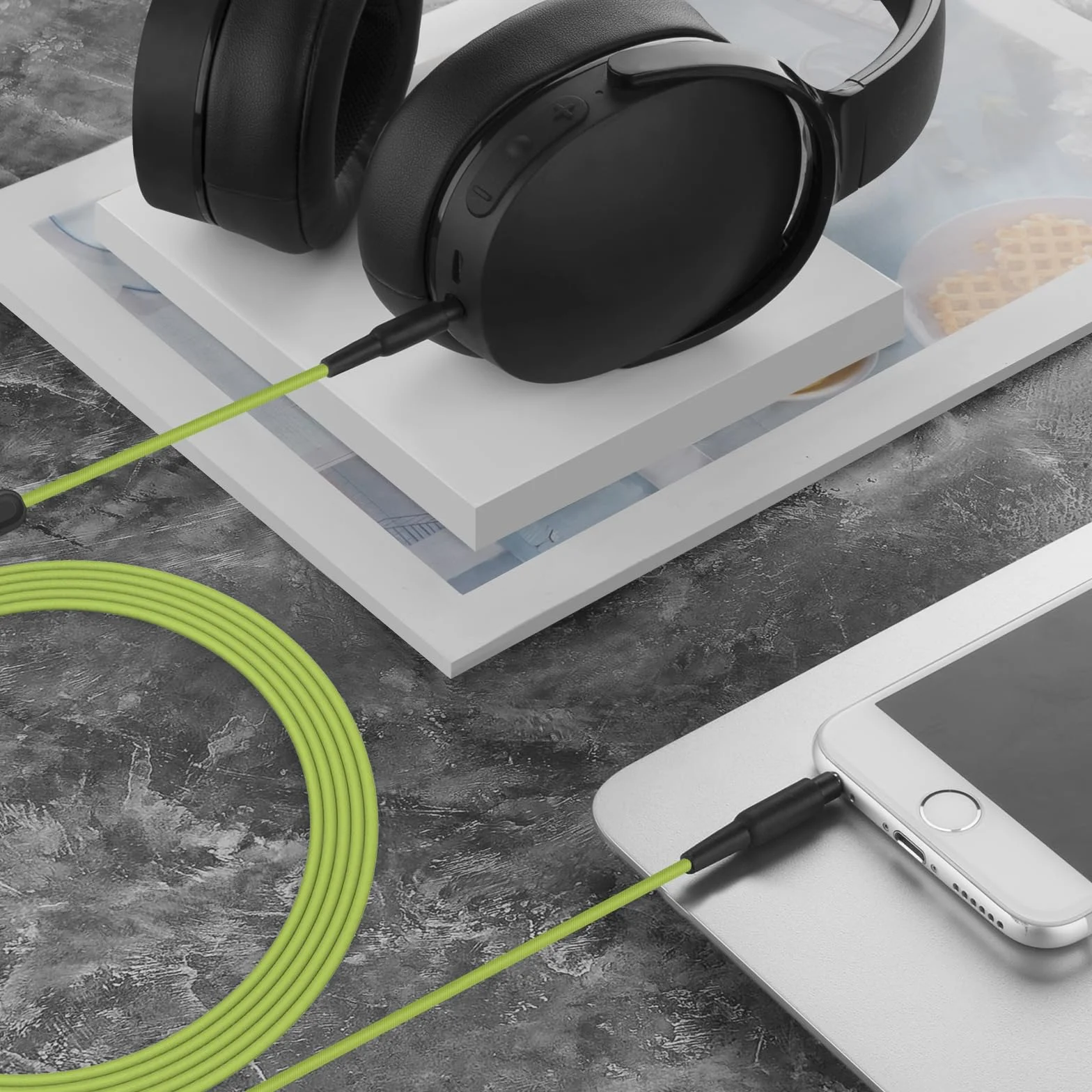 Geekria QuickFit Kabel audio z mikrofonem, kompatybilny z Skullcandy C, Hesh3, Crusher EVO, zapasowy pomocniczy przewód stereo 3,5 mm, z mikrofonem liniowym i regulacją głośności (1,2 m)