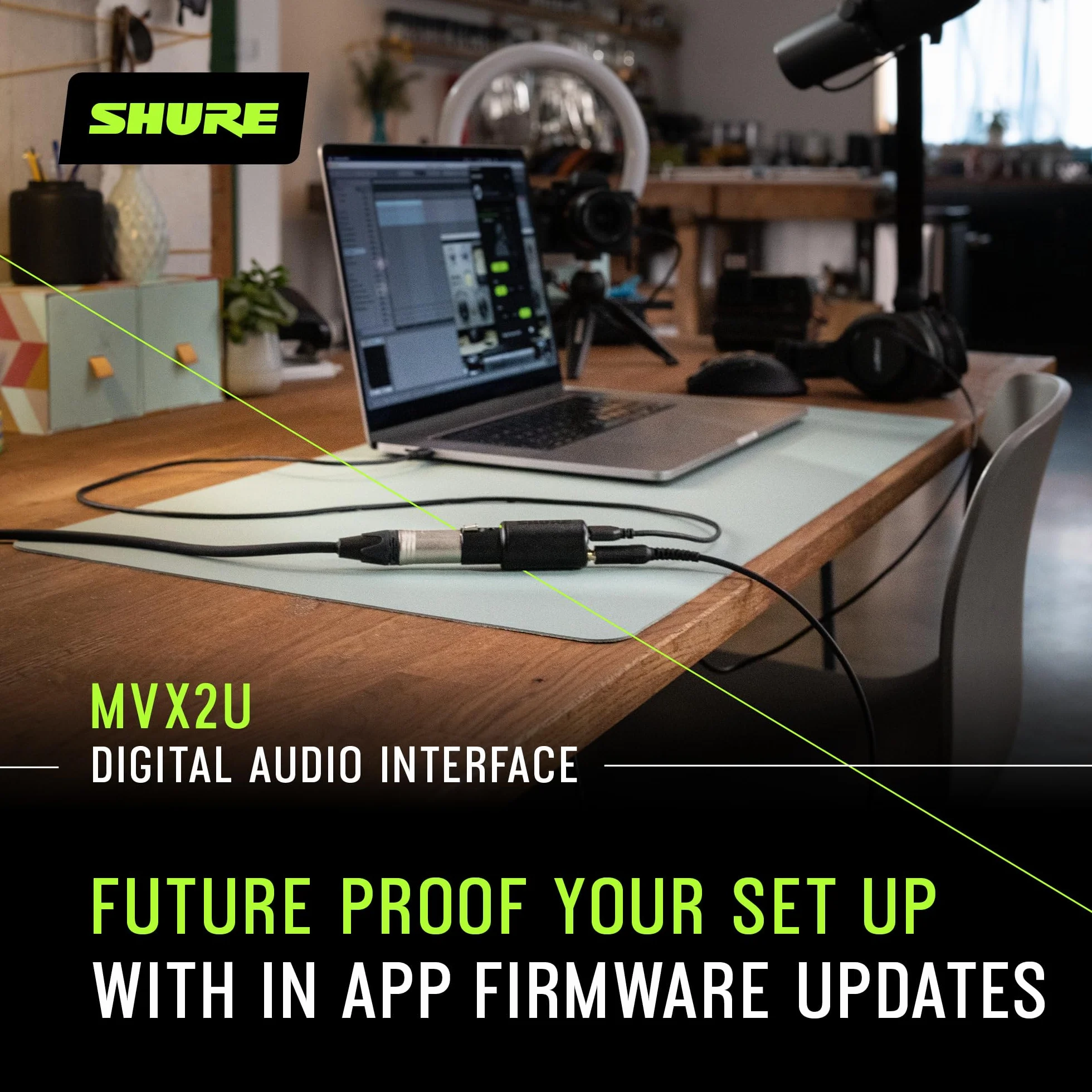 Shure MVX2U Interfejs cyfrowy XLR-do-USB z gniazdem słuchawkowym, zintegrowanym przedwzmacniaczem z kontrolą wzmocnienia 60dB, monitorowaniem bez opóźnień, zasilaniem fantomowym 48V