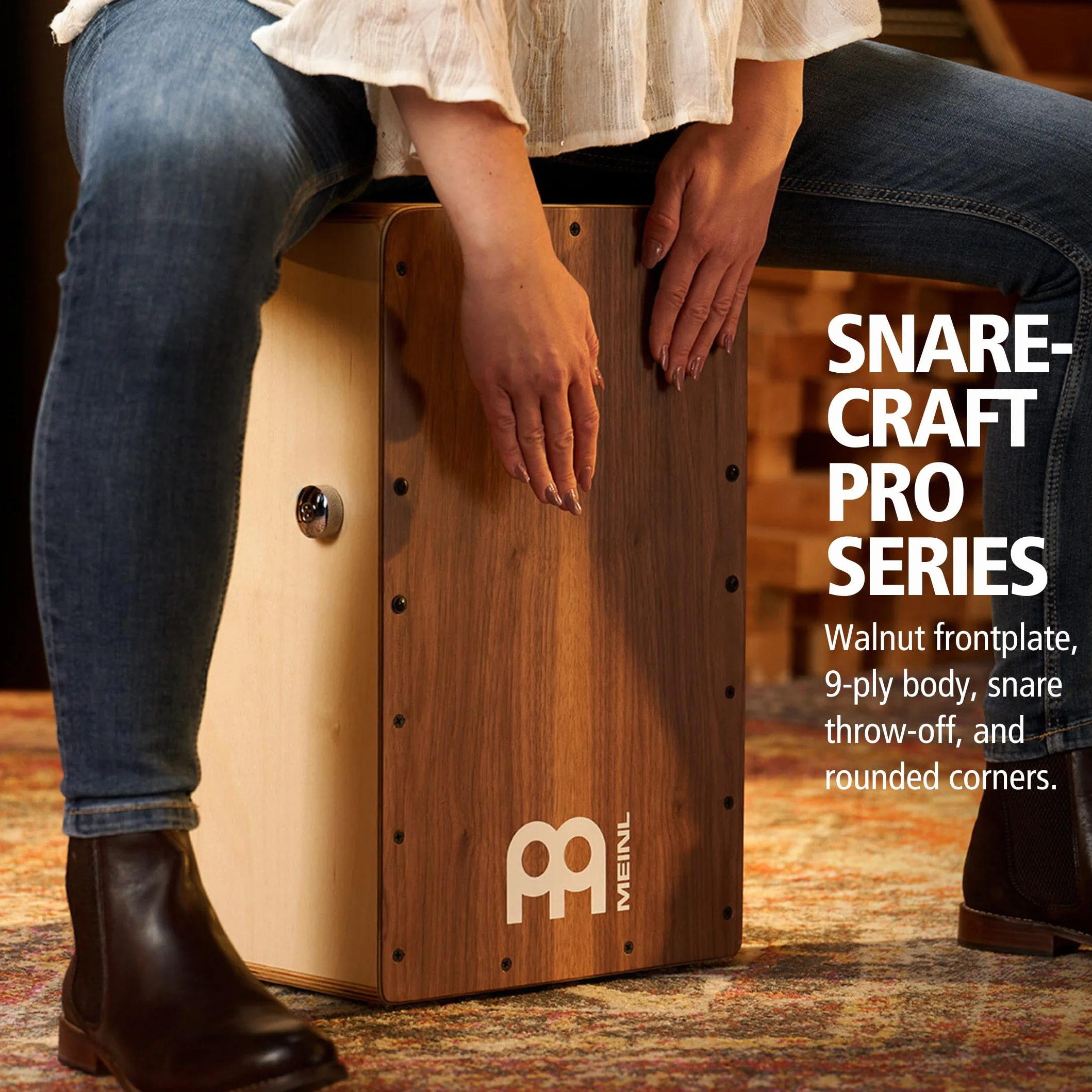 Meinl Percussion Snarecraft Professional Cajon – Z Przełącznikiem Sprężyn Werblowych (On/Off) – Panel Przedni Orzech Włośki (SCP100WN)