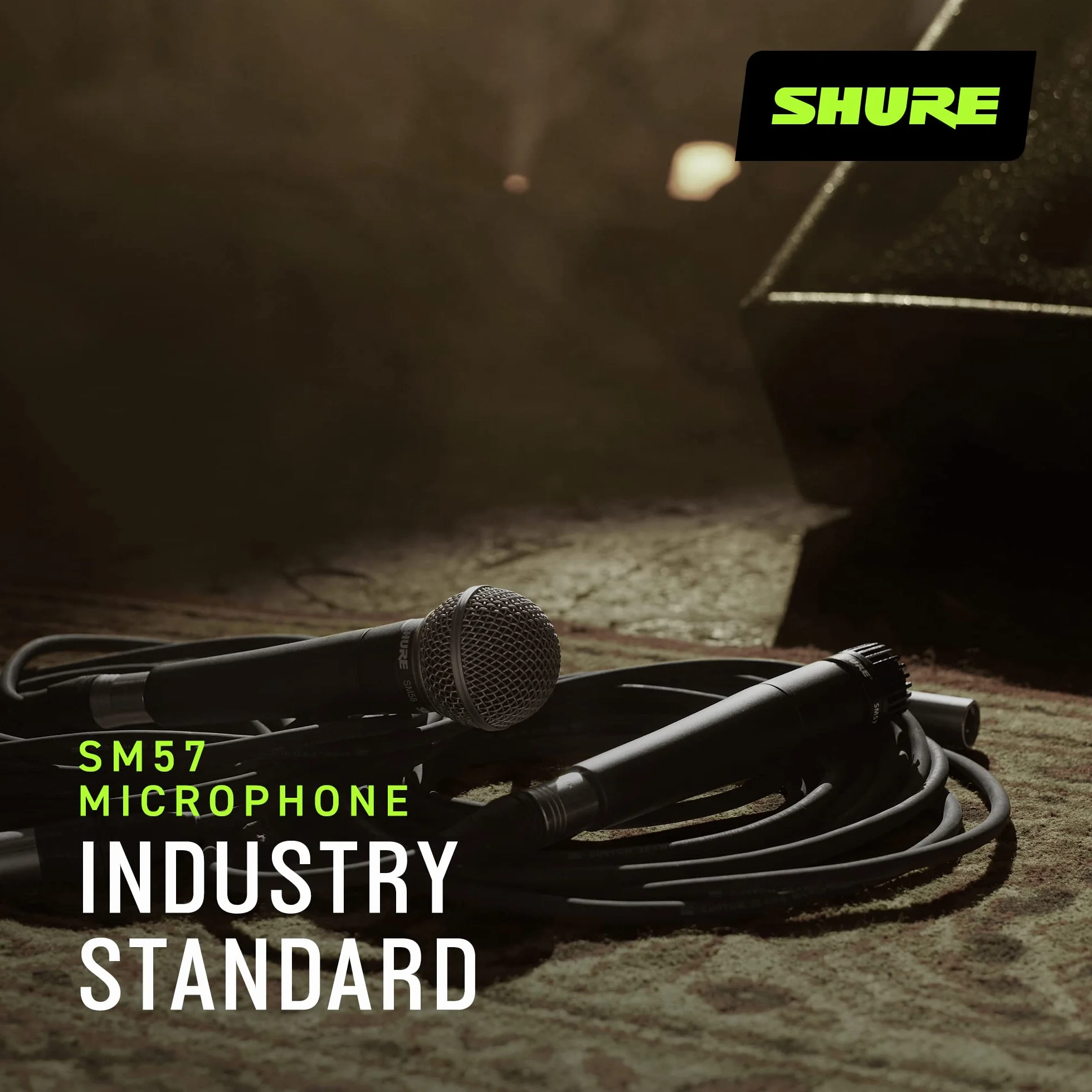 Shure SM57 Dynamiczny mikrofon instrumentalny z pneumatycznym mocowaniem wstrząsowym, klipsem A25D, torbą, złączem XLR