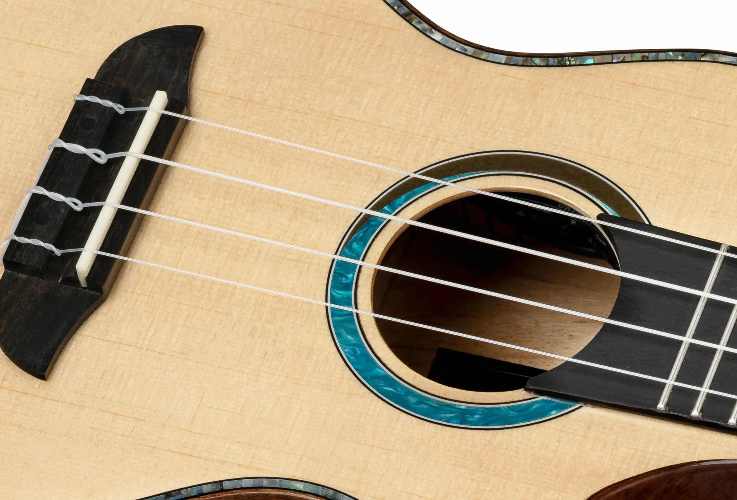 Struny ORTEGA - do ukulele koncertowego (UWNY-4-CC)