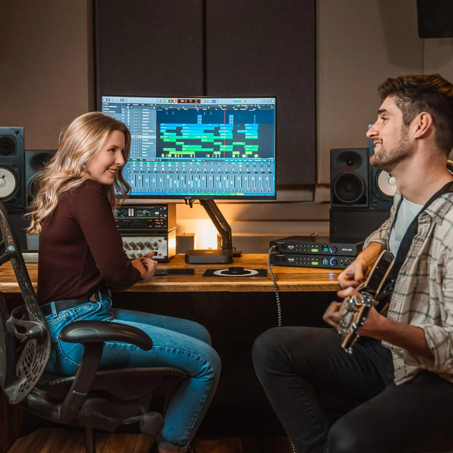 Audient EVO SP8, studio przedwzmacniacz ekspandera, osiem przedwzmacniaczy EVO, 8 przedwzmacniaczy mikrofonowych EVO ze Smartgain, przedwzmacniacz mikrofonowy, czarny