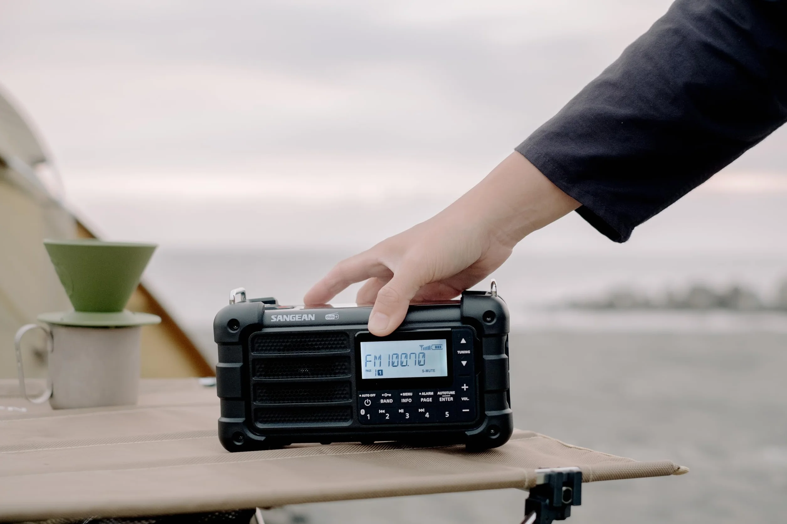 Sangean MMR-99 Radio awaryjne, korba, Solar Czarny z Dab+Med Dab+