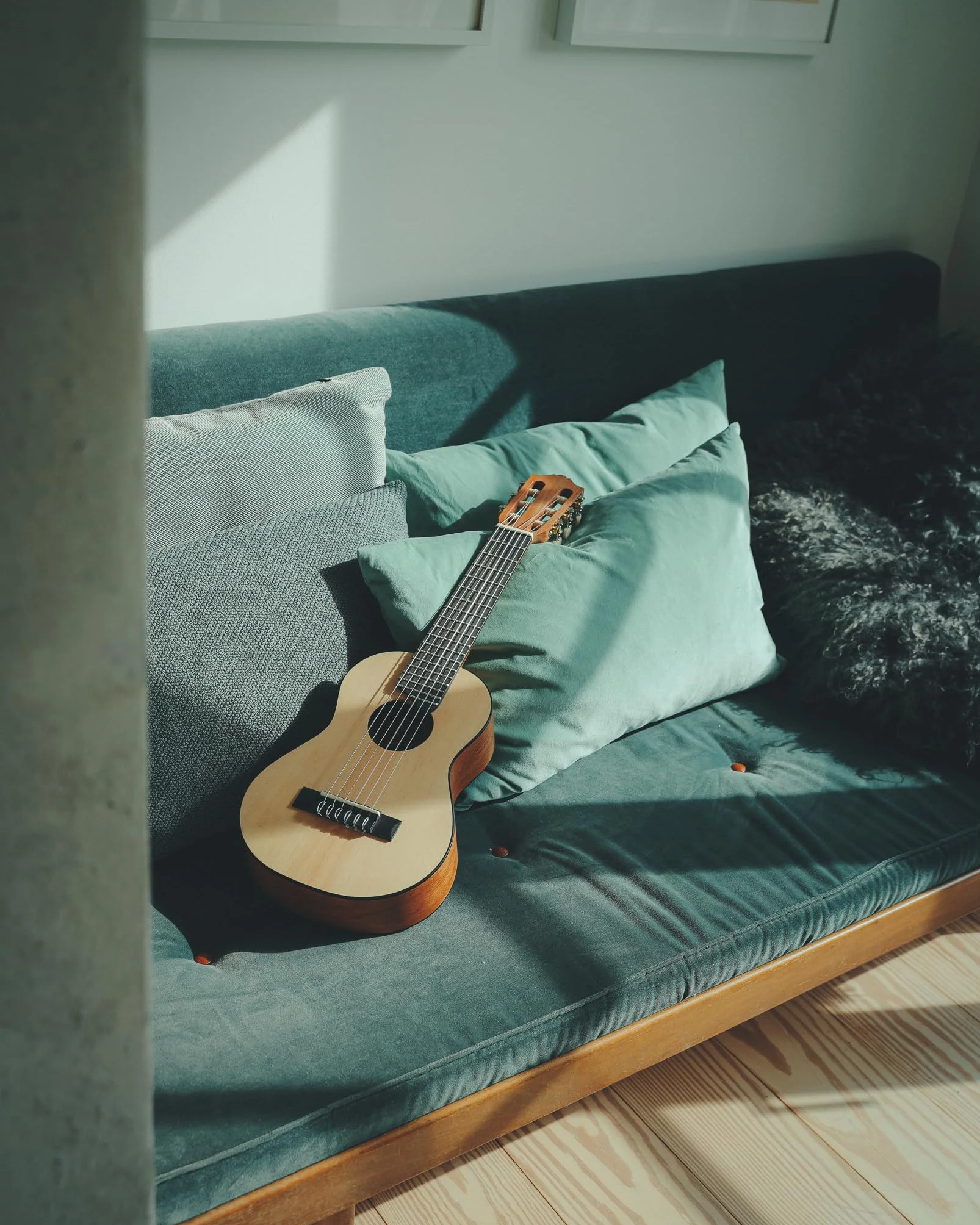 Yamaha GL1 Gitara Akustyczna, Drewno