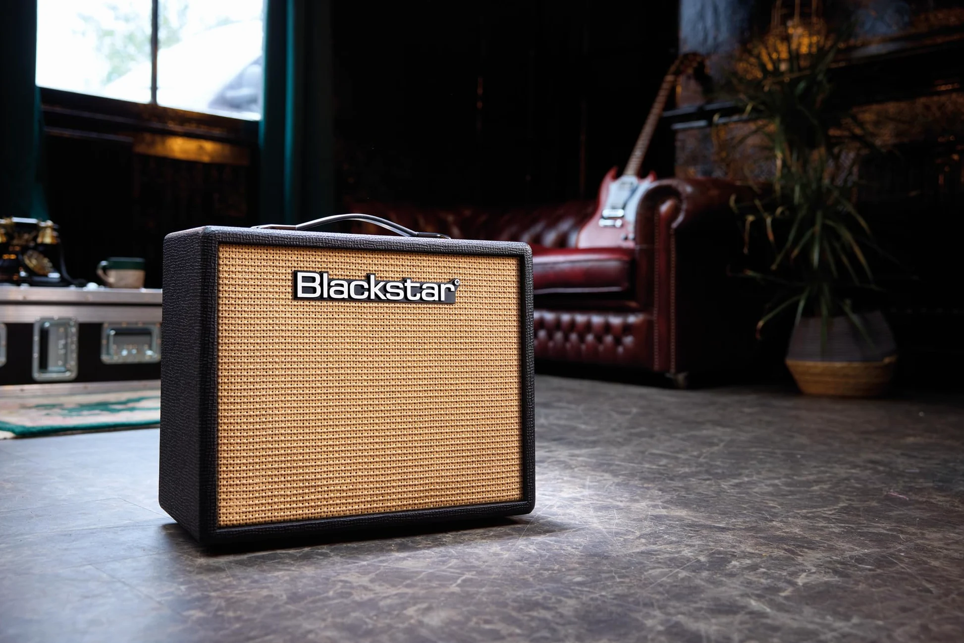 Blackstar Debut 30E Combo Black - Wzmacniacz solid state combo do gitary elektrycznej