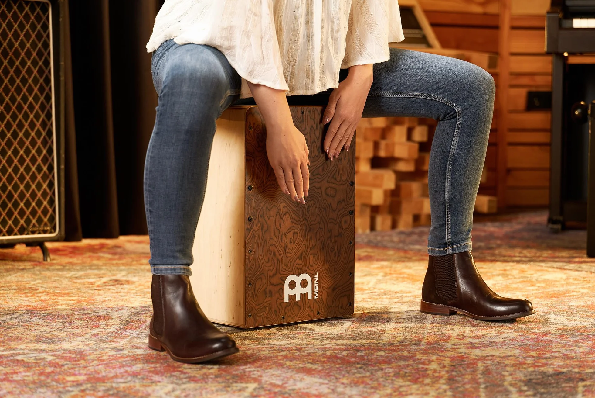 Meinl Percussion Snarecraft Cajon Instrument – Kompaktowy Cajon z Dwoma Sprężynami Werblowymi – Panel Przedni Burl Wood (SC80BW)