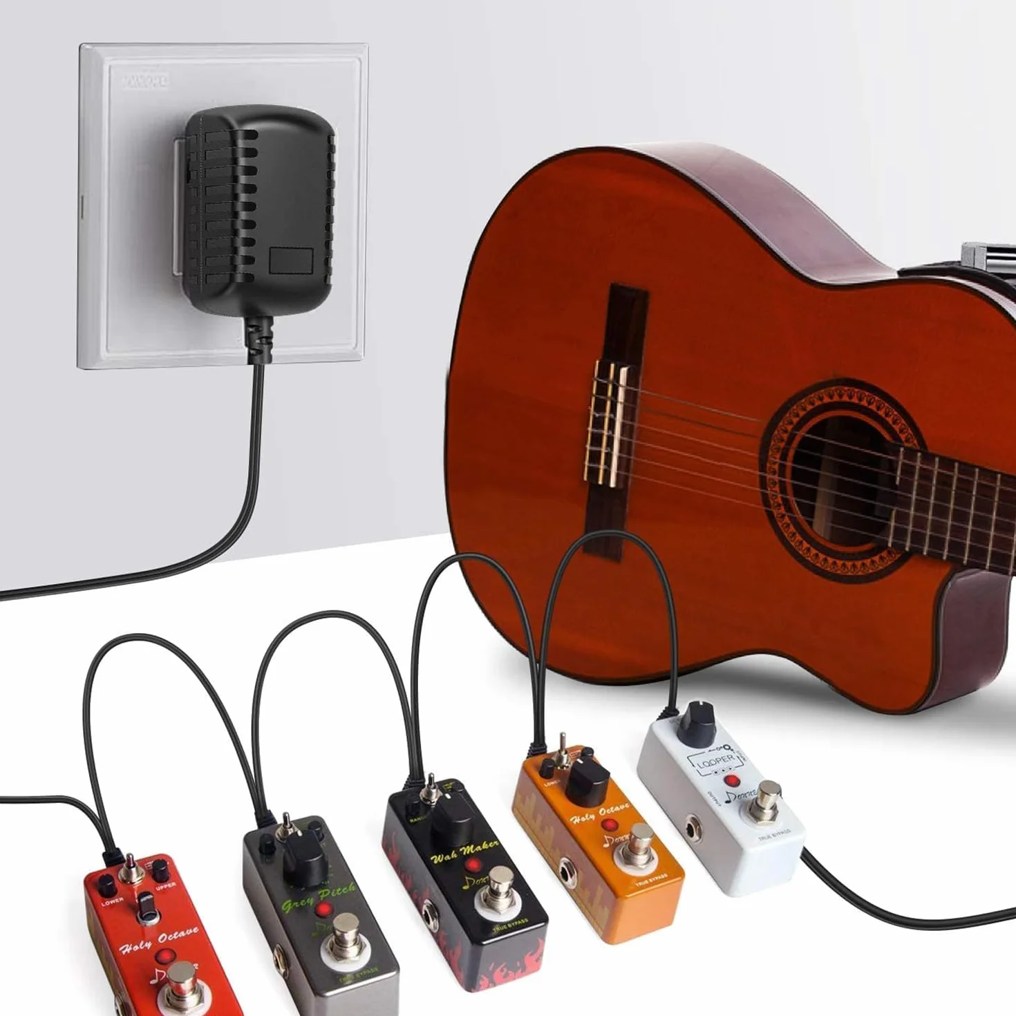 gitarowy 9 V 1,5 A DC adapter zasilający, z 5 przewodami Daisy Chain, do pedałów efektów gitarowych, centralnego negatywu