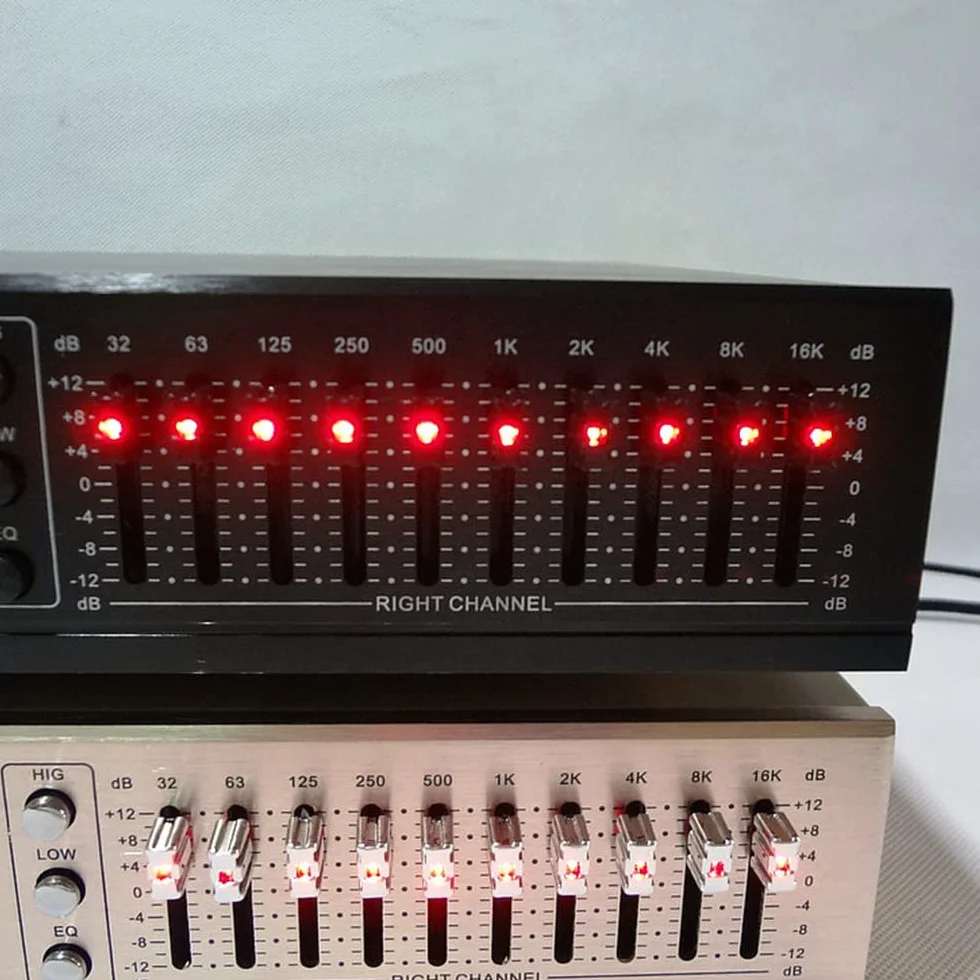 Alto Podwójny 10-pasmowy korektor graficzny EQ zbalansowany mikser stereo z Bluetooth, czarny