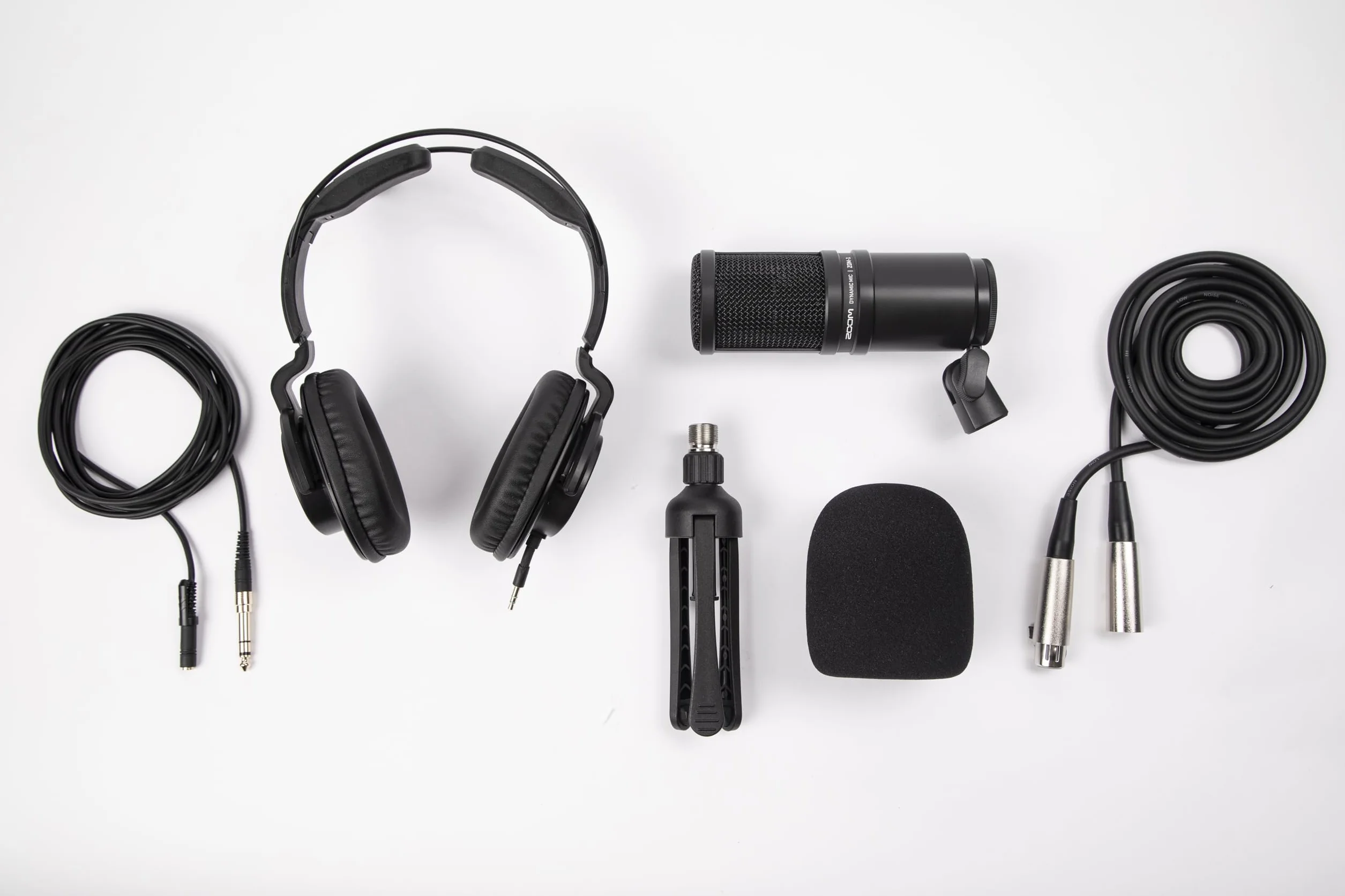 Zoom ZDM-1 Podcast Mic Pack, mikrofon dynamiczny do podcastów, słuchawki ZHP-1, statyw TPS-4, osłona przeciwwiatrowa, 2-metrowy kabel XLR, do nagrywania i przesyłania strumieniowego podcastów