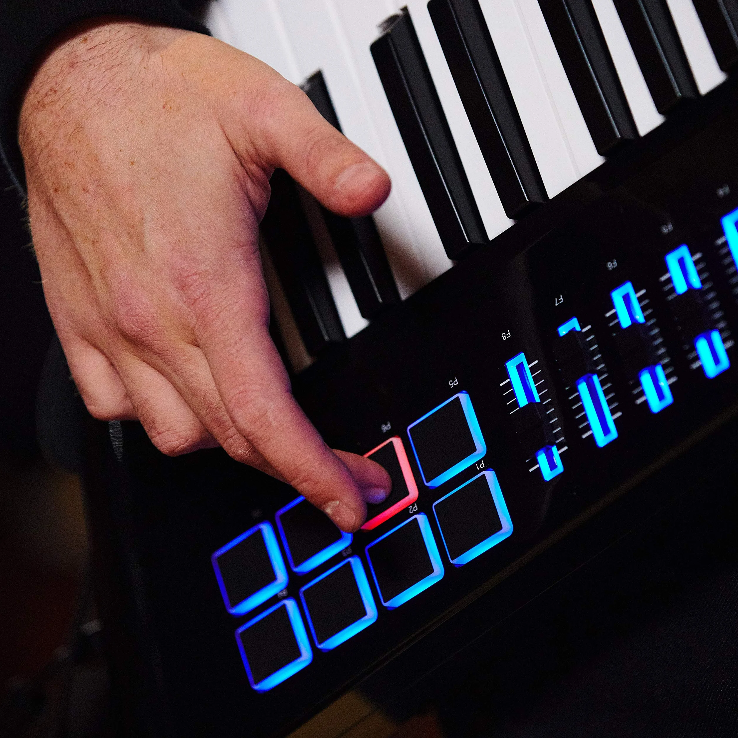 Alesis Vortex Wireless 2 | wysokowydajny bezprzewodowy kontroler klawiatury USB/MIDI z profesjonalnym pakietem oprogramowania