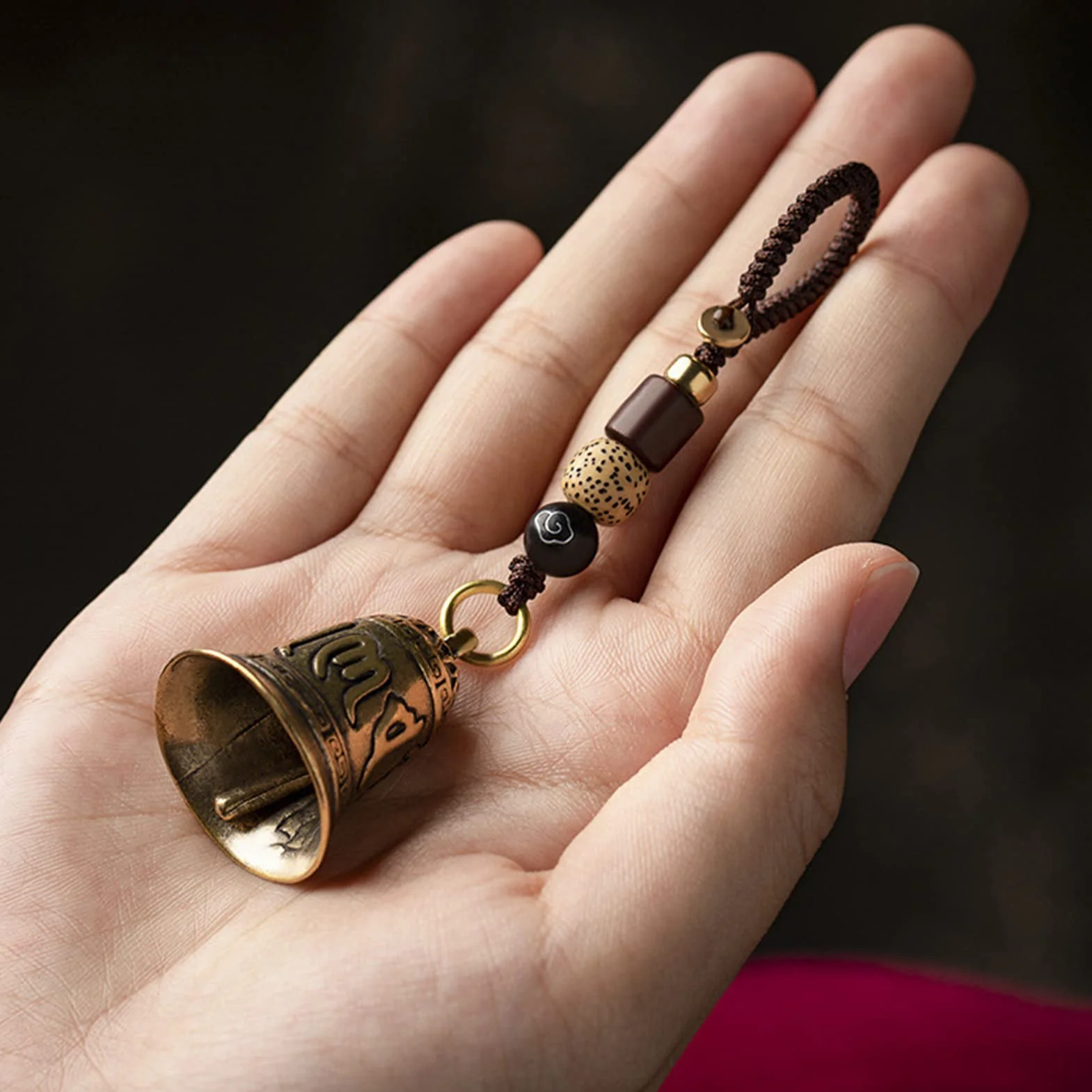 Wiszący Dzwon, Dzwonek Feng Shui, Metalowy Dzwonek W Antycznym Stylu, Wykwintna Rzeźba Dekoracyjny Dzwonek Powodzenia Dzwonek Do Torby Brelok Do Plecaka