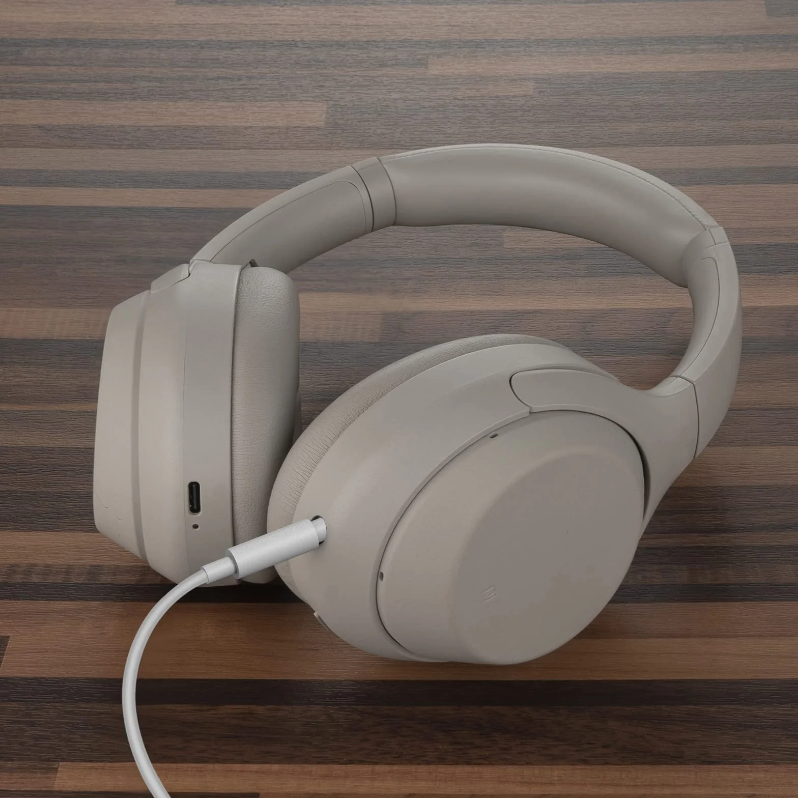 Geekria QuickFit Kompatybilny z kablem audio z Sony WH-1000XM5 WH-CH700N WH-CH710N WH-1000XM4 WH-1000XM3 WH-1000XM2 WH-XB910N XB900N XB950BT Auriculares, 3,5 mm kabel Estéreo de Repuesto (1,2 m)