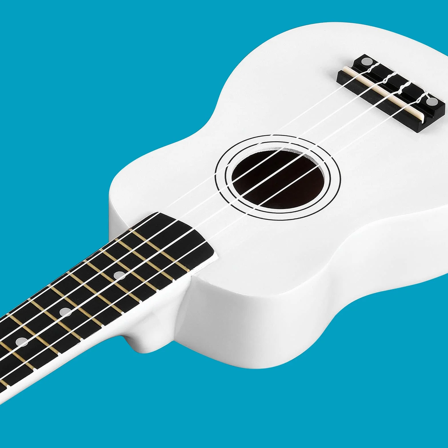 Winzz ukulele sopranowe, zestaw startowy dla początkujących z pokrowcem, urządzeniem do strojenia, dodatkowymi strunami, paskiem, plektronem, naklejkami na próg, arkuszem z chwytami
