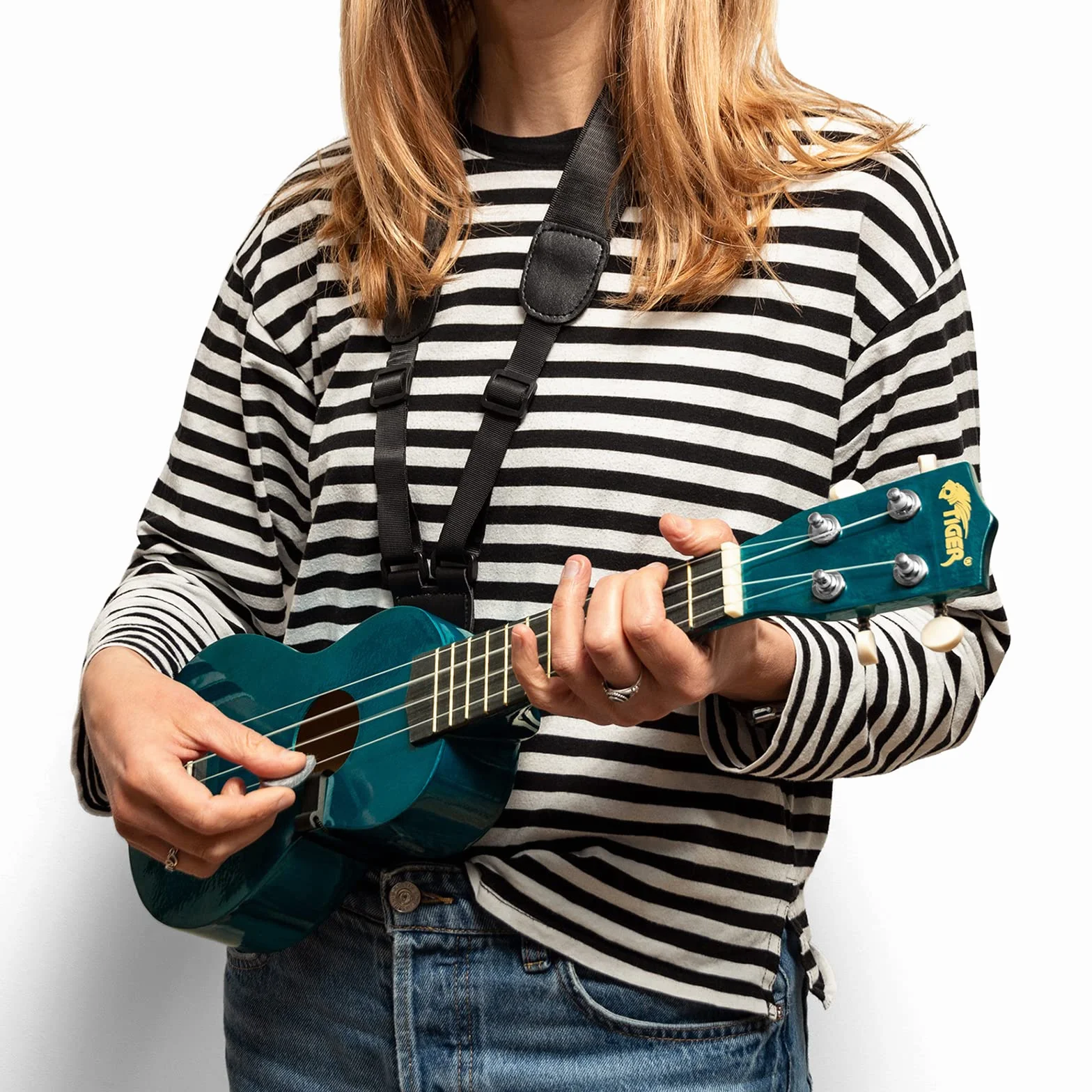 Tiger Ukulele sopranowe z torbą do przenoszenia, filcowe piórko i sznurki zapasowe, niebieski morski | Optymalne dla początkujących i szkół – zawiera etui, filcowy i zapasowe struny teraz ze strunami Aquila