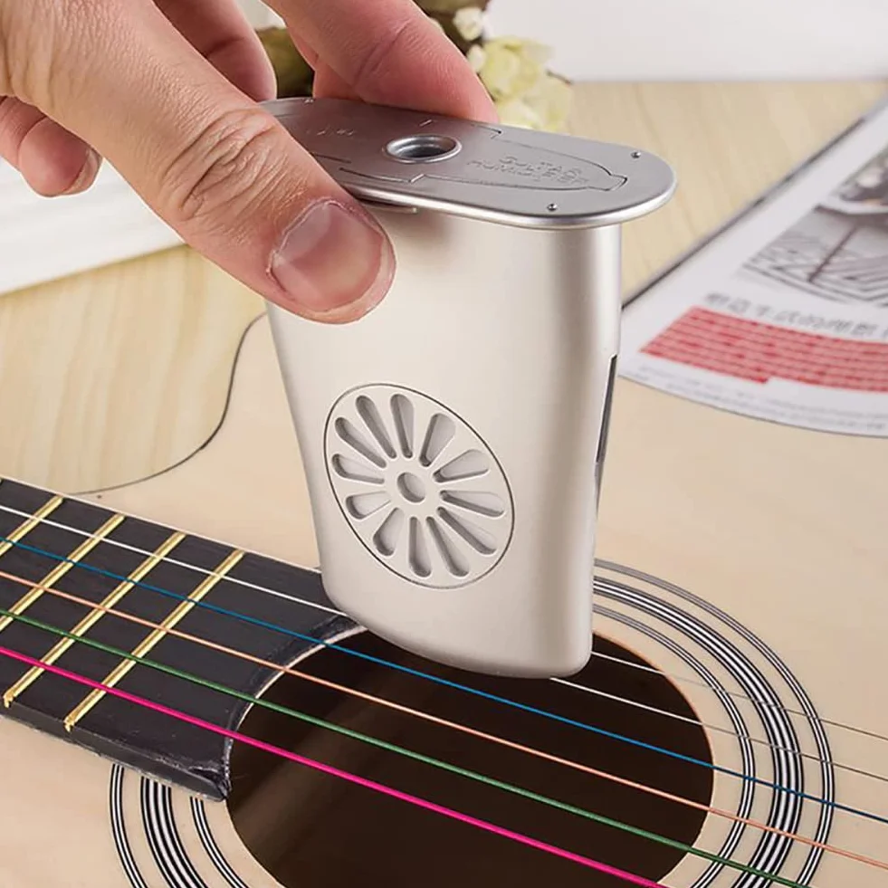 Alnicov Nawilżacz do gitary akustycznej, 2 sztuki, nawilżacz z otworami dźwiękowymi, do zbiornika wilgoci, zapobiega pękaniu, srebrny