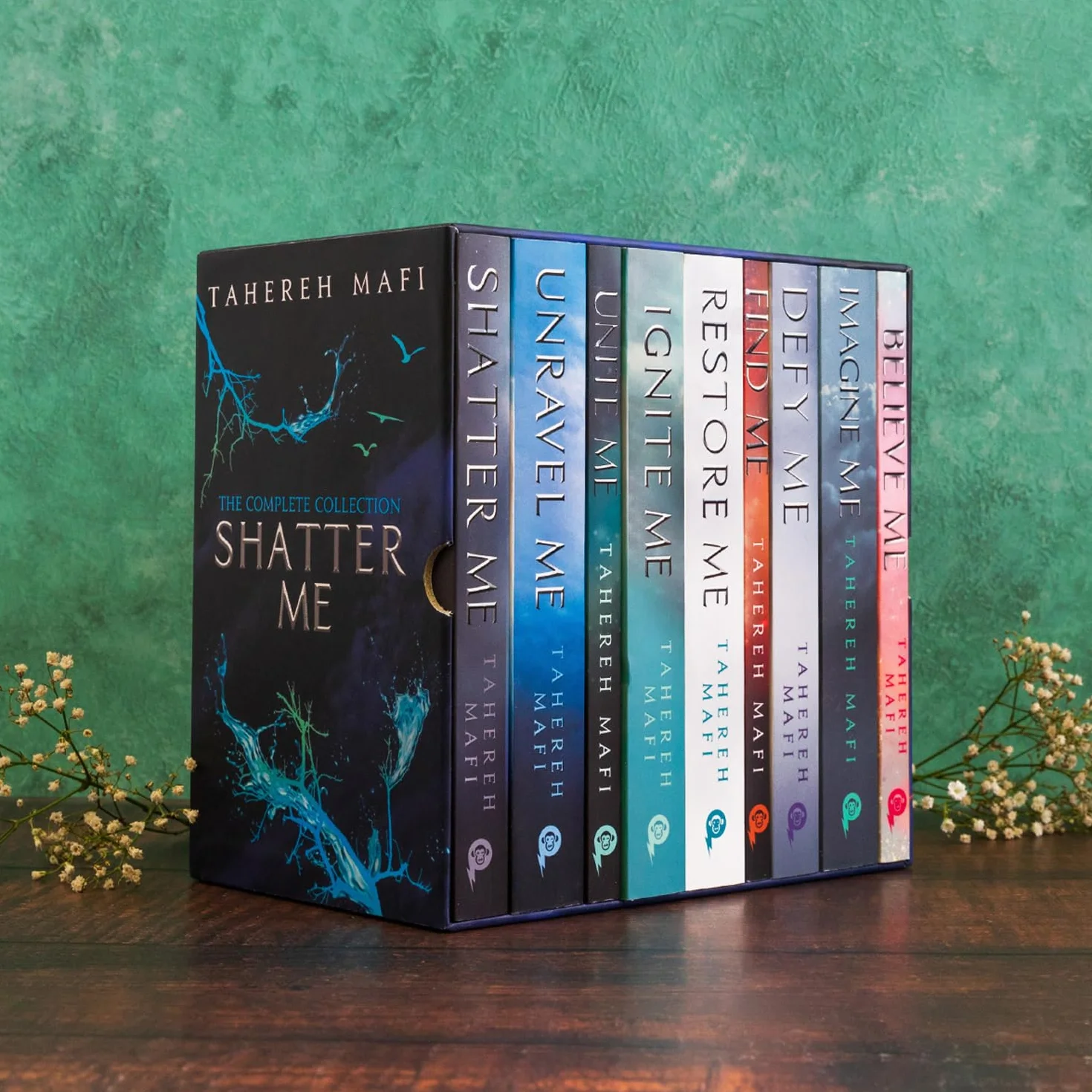 Shatter Me Collection: The breath-taking complete collection of the TikTok sensation and New York Times bestselling dystopian fantasy series: 1-9