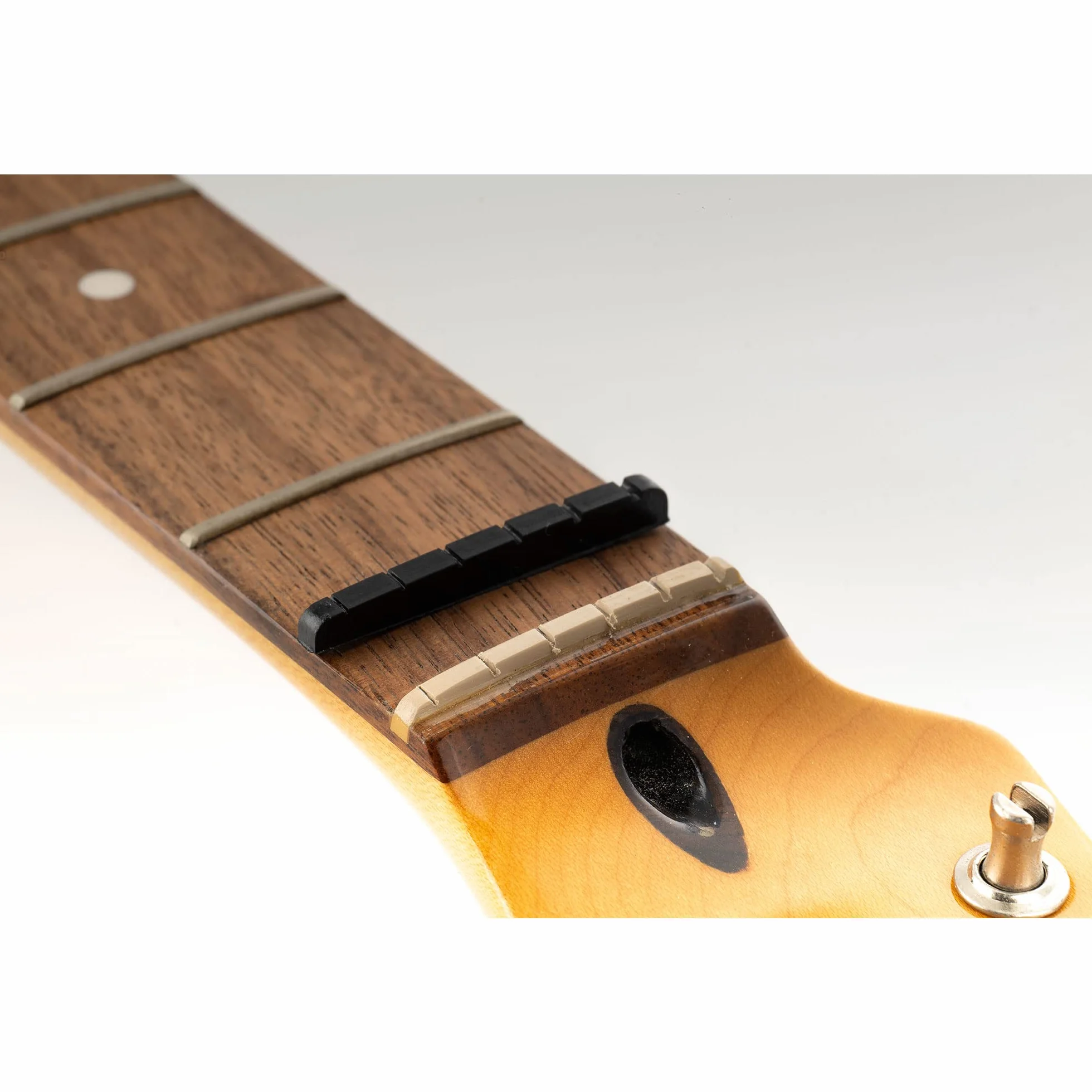 Musiclily Pro Plastik żywicy Mocznikowej 43mm Siodełko Gitarowe Strat Tele do Gitary Elektrycznej Stratocaster/Telecaster, Biały(2 szt.)