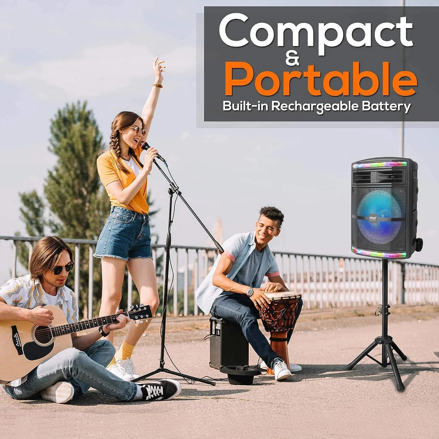Pyle Przenośny system głośników Bluetooth PA – głośnik Bluetooth 600 W, przenośny system PA z akumulatorem 1/4" mikrofon, oświetlenie imprezowe, czytnik kart MP3/USB SD, kółka do toczenia