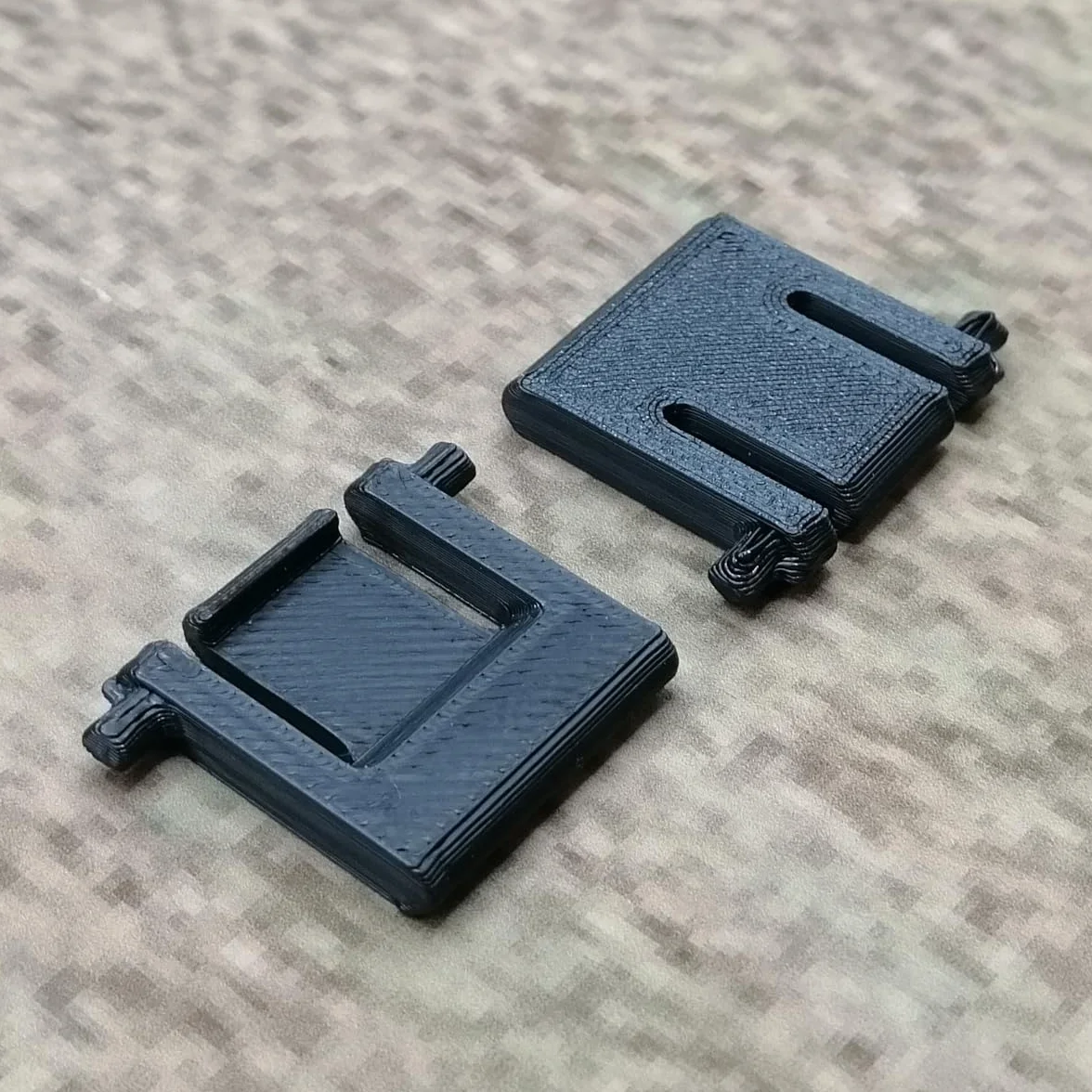 1 para (2 szt.) zapasowe nóżki do klawiatury, czarne, kompatybilne z Sharkoon PureWriter RGB, część zamienna, stojak na klawiaturę, nóżki, keyboard