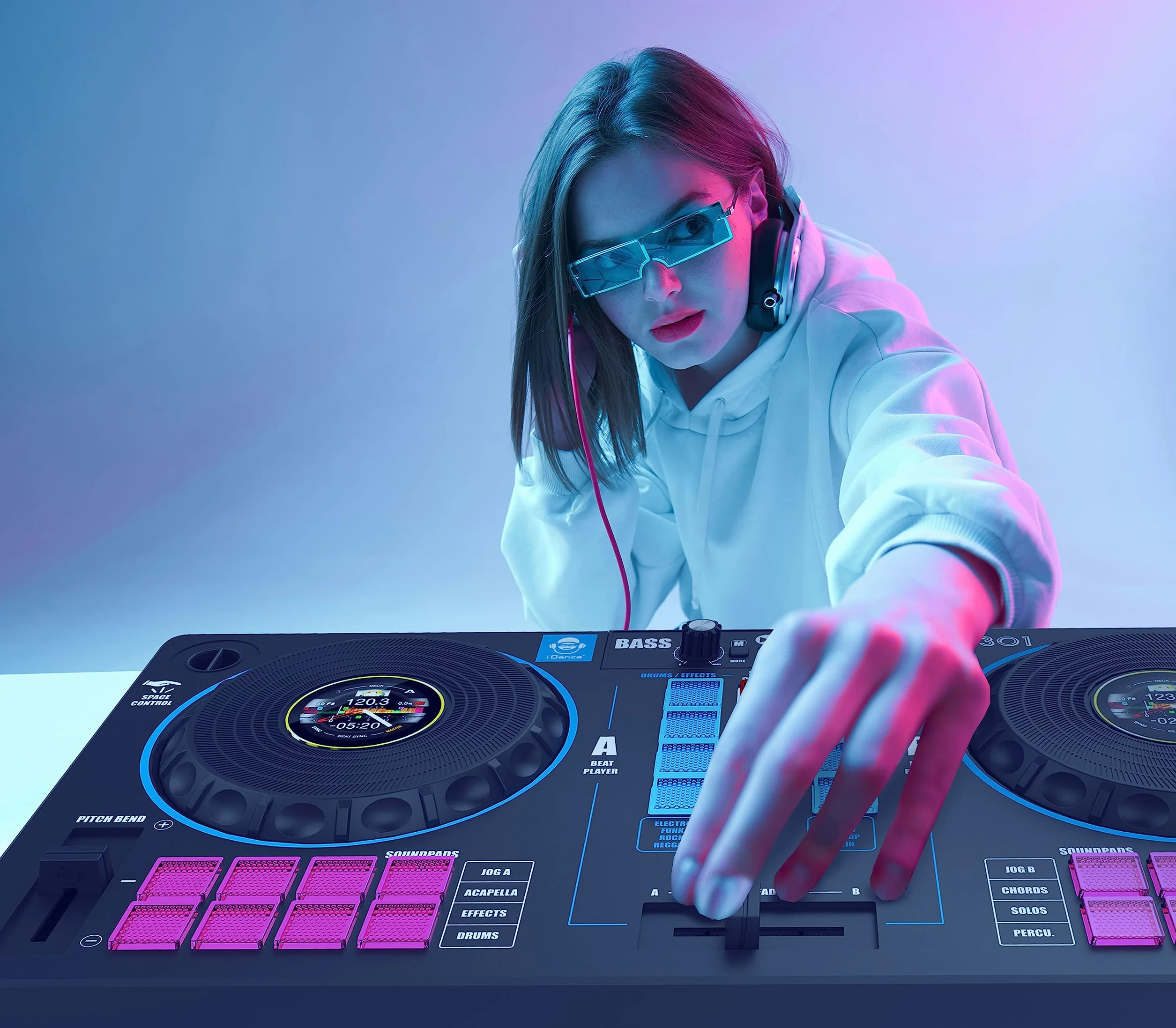 Cefa Toys - Przenośna stacja Dj z głośnikami i sterowaniem kosmicznym 14 w 1, z gramofonem, crossfaderem i ponad 144 kombinacjami miksu, w tym odtwarzacz Bluetooth i USB oraz akumulator