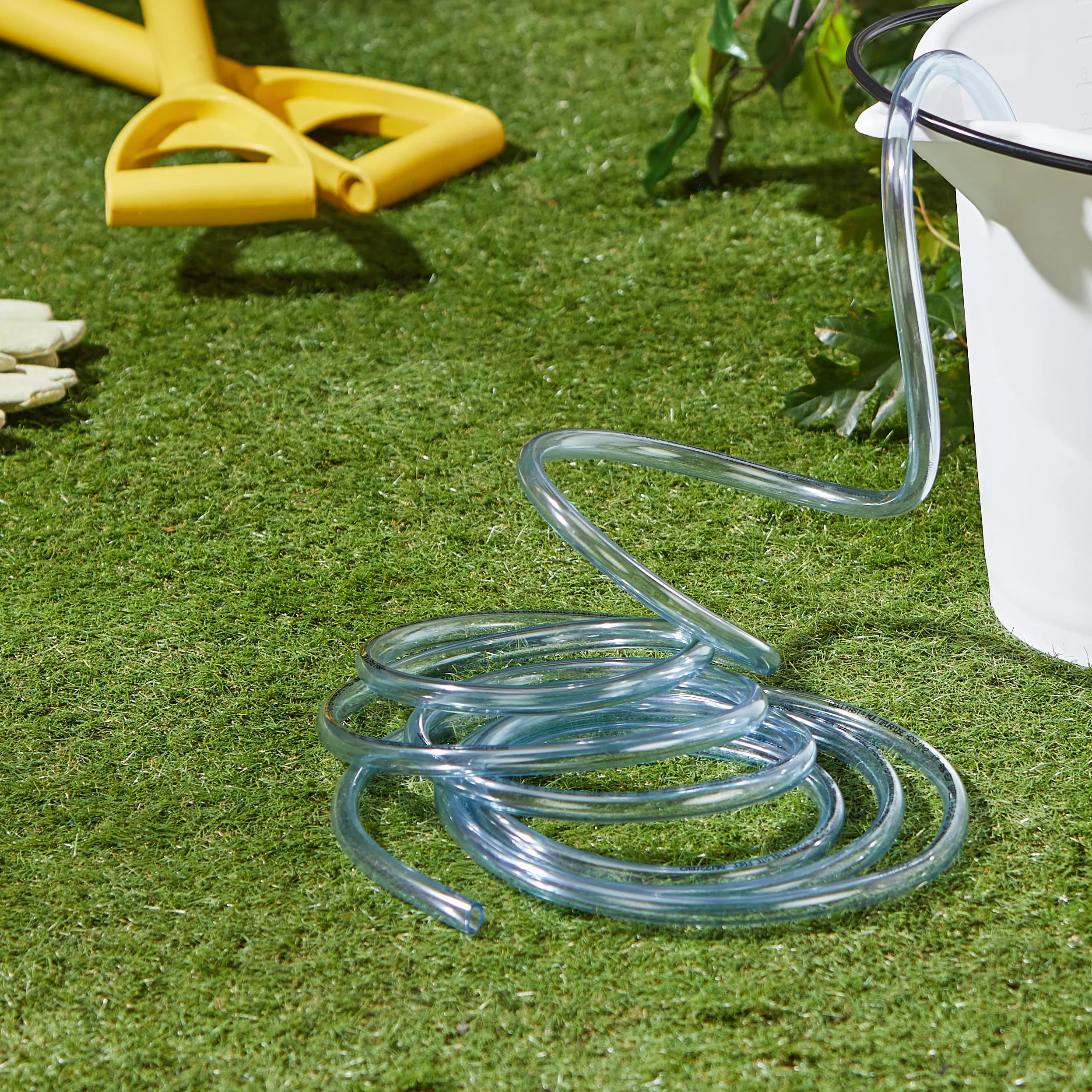 Cellfast Wąż Techniczny Niezbrojony - Wielofunkcyjny - Przesył Środków Ochrony Roślin i Płynów Spożywczych - PVC - 10 x 2 mm - Długość 5 m