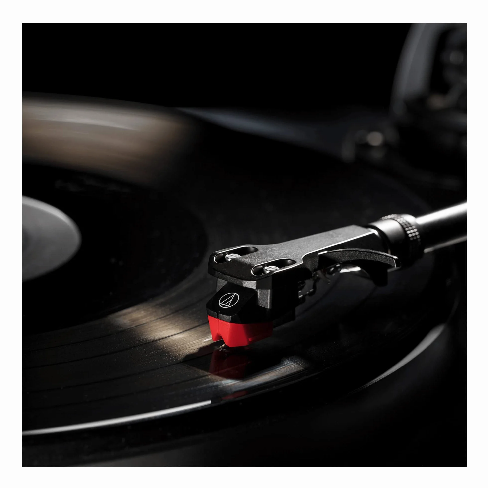 Audio-Technica AT-VM95ML/H Nakładka na głowicę podwójny ruchomy wkład magnesowy czarny czerwony