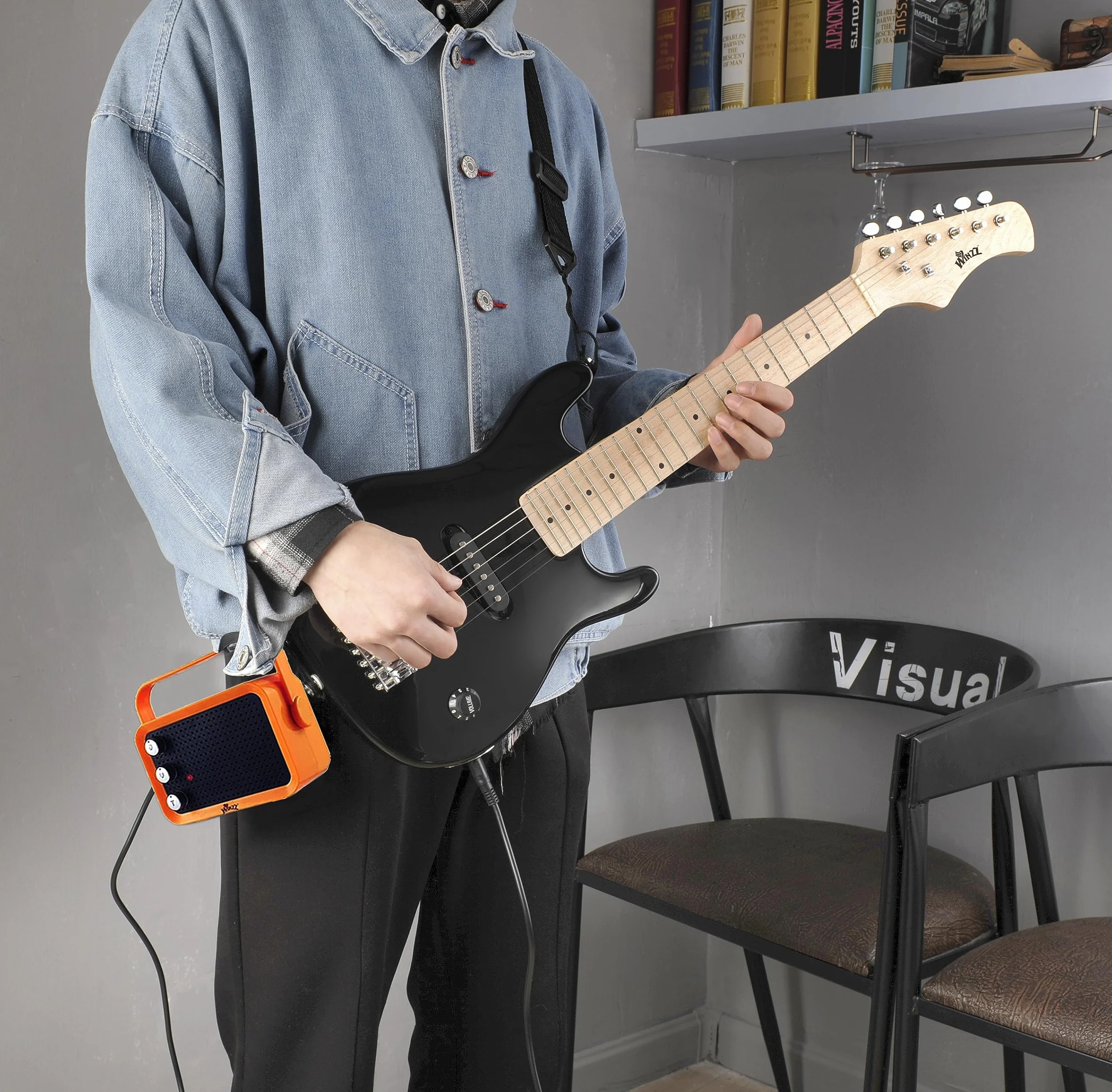 Winzz Mini gitara elektryczna dla dzieci, klon, podstrunnica, gitara elektryczna, zestaw dla początkujących, dla dzieci z wzmacniaczem (czarny), EGM100