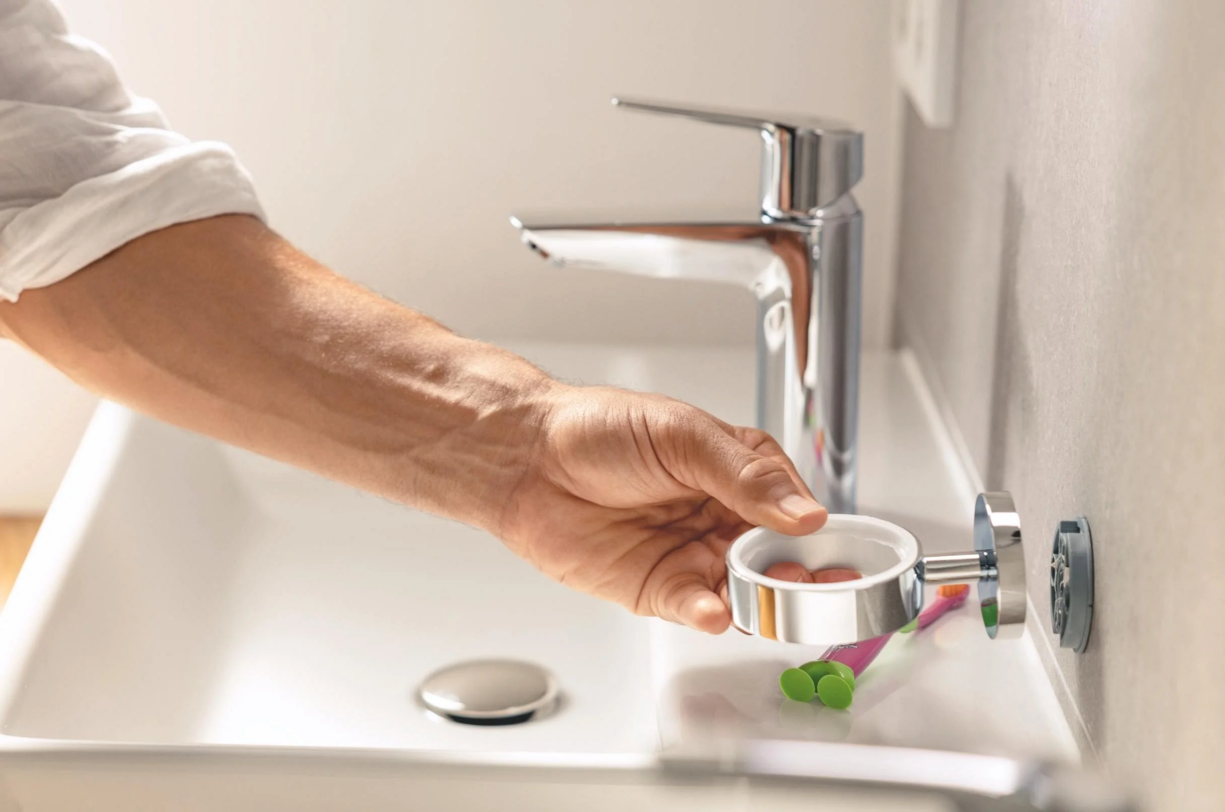 GROHE Zapasowa płyta montażowa do wiercenia lub klejenia, pasująca do akcesoriów łazienkowych GROHE Quickfix, klejona, 40917000
