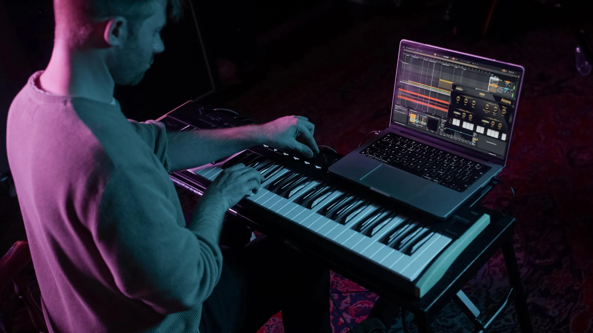 Korg KEYSTAGE-61 - Keystage 61 Key Poly AT Klawiatura Kontrolera MIDI - Czarny