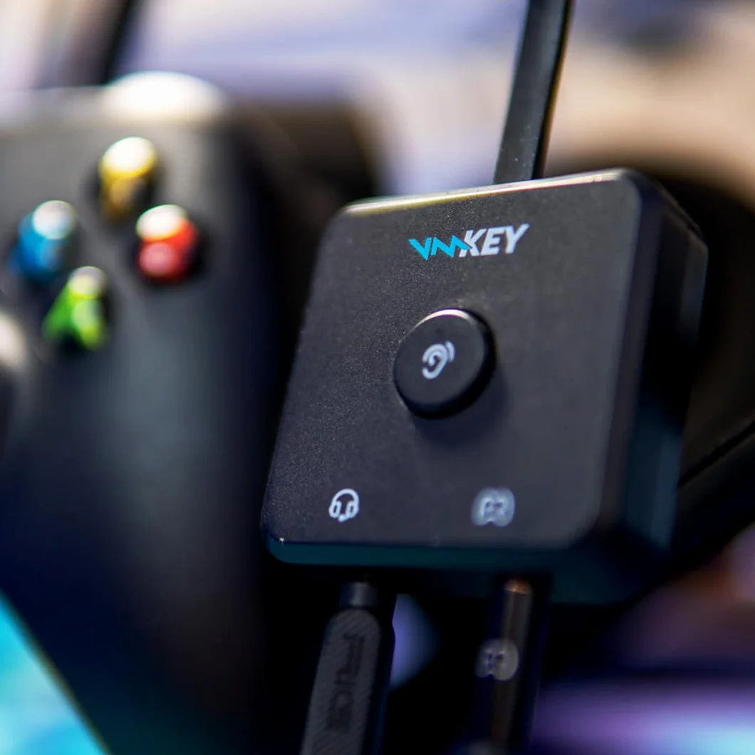Voicemod Key VMKey Zmieniacz Głosu Soundboard dla Konsol Gamingowych PS5 PS4 XBOX SWITCH2
