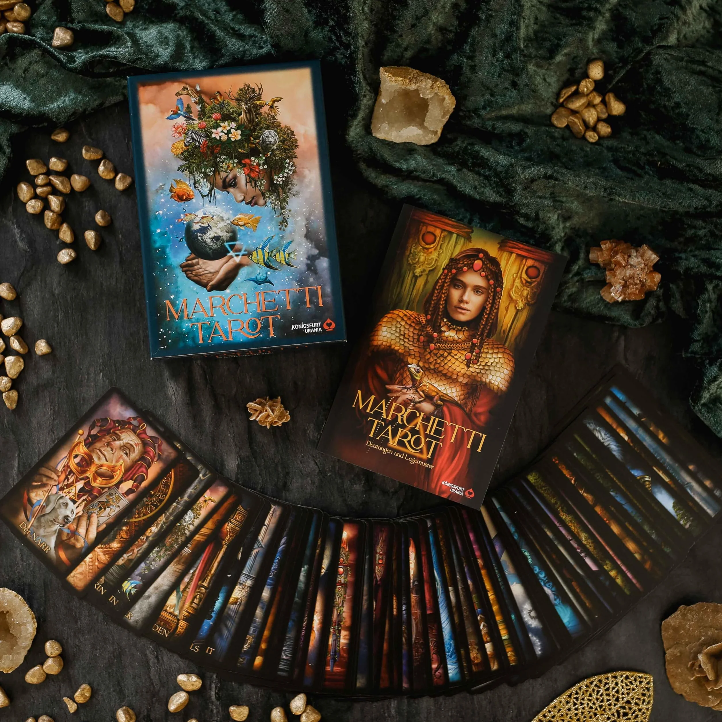 Marchetti Tarot - Folge deiner Intuition!: 78 Tarotkarten und 144-seitiges Buch, Stülpdeckelschachtel mit Spotlack