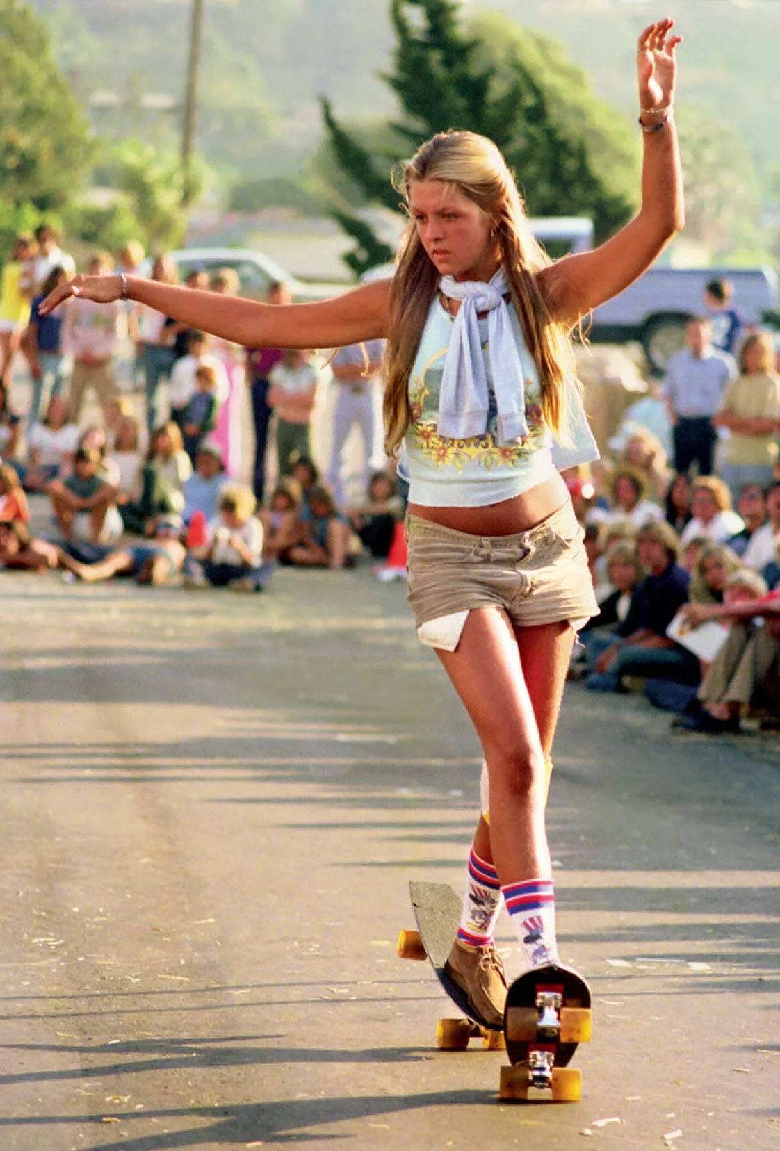 Sun skate seventies 100 postcards: – Box of Collectible Postcards Featuring Lifestyle Photography from the Seventies, Great Gift for Fans of Vintage Photography, Fashion, and Skateboarding