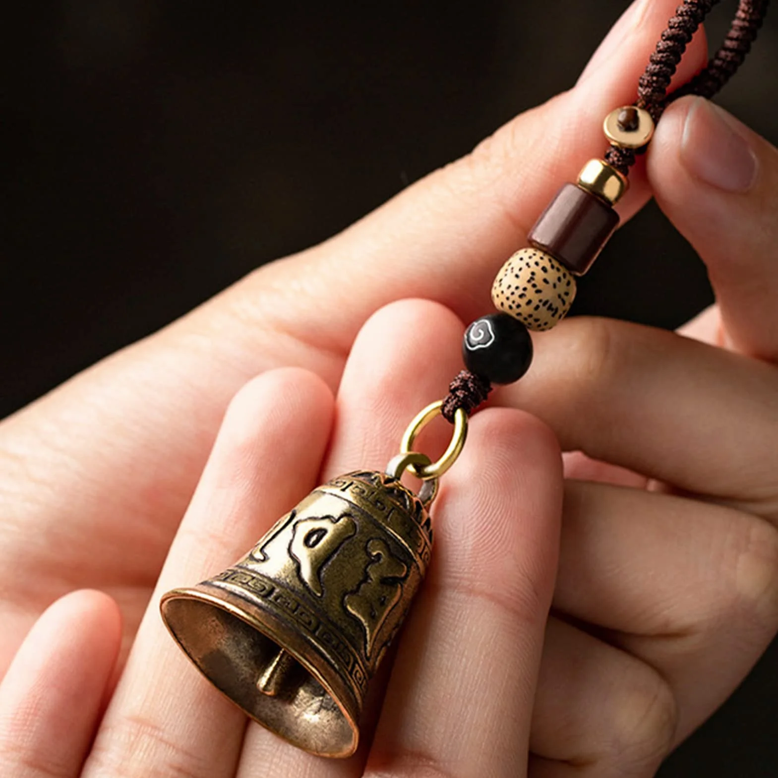 Wiszący Dzwon, Dzwonek Feng Shui, Metalowy Dzwonek W Antycznym Stylu, Wykwintna Rzeźba Dekoracyjny Dzwonek Powodzenia Dzwonek Do Torby Brelok Do Plecaka