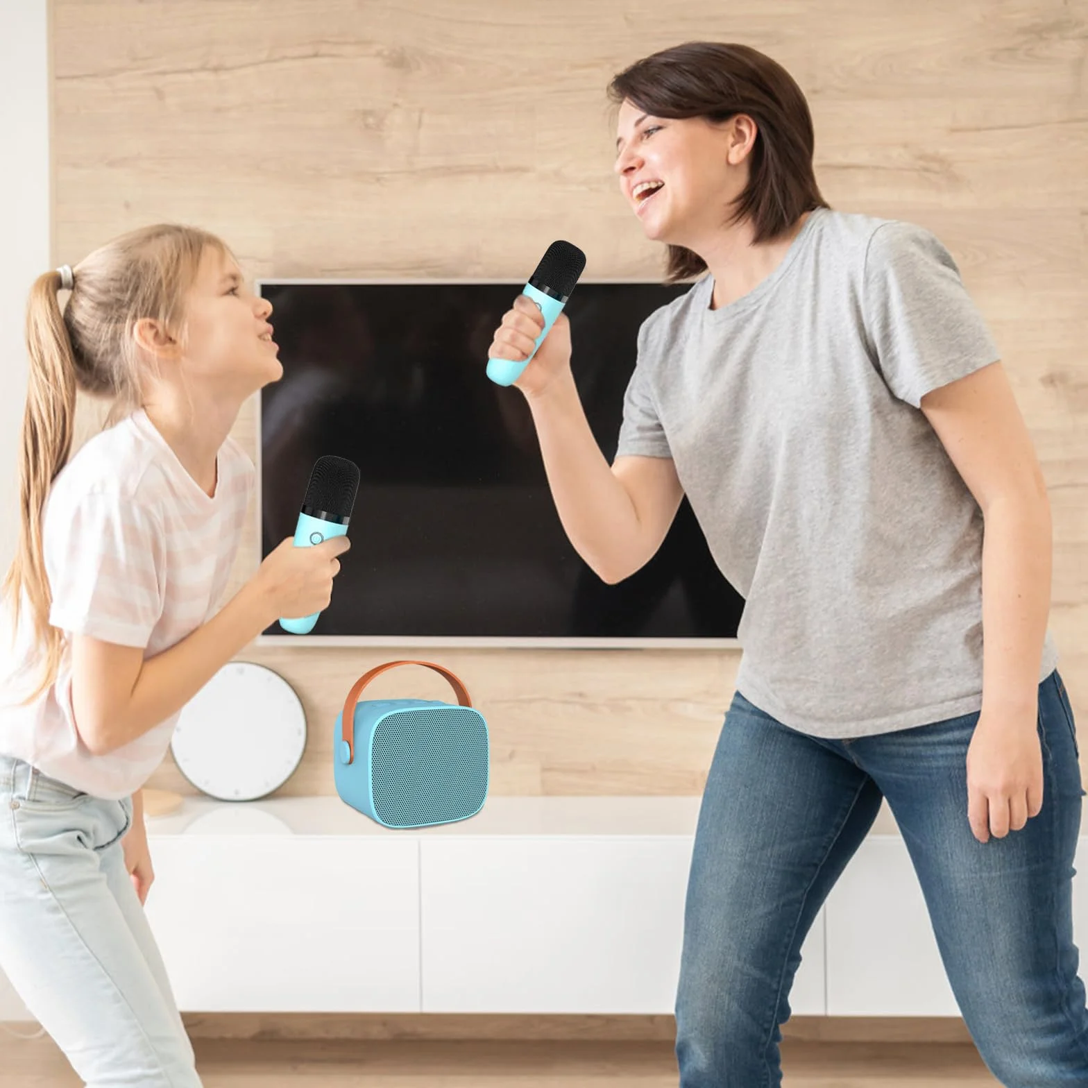 Maszyna do karaoke dla dzieci, przenośny mini głośnik Bluetooth do karaoke z 2 bezprzewodowymi mikrofonami, bezprzewodowy mikrofon, urządzenie do karaoke z funkcją zmiany głosu (niebieski)