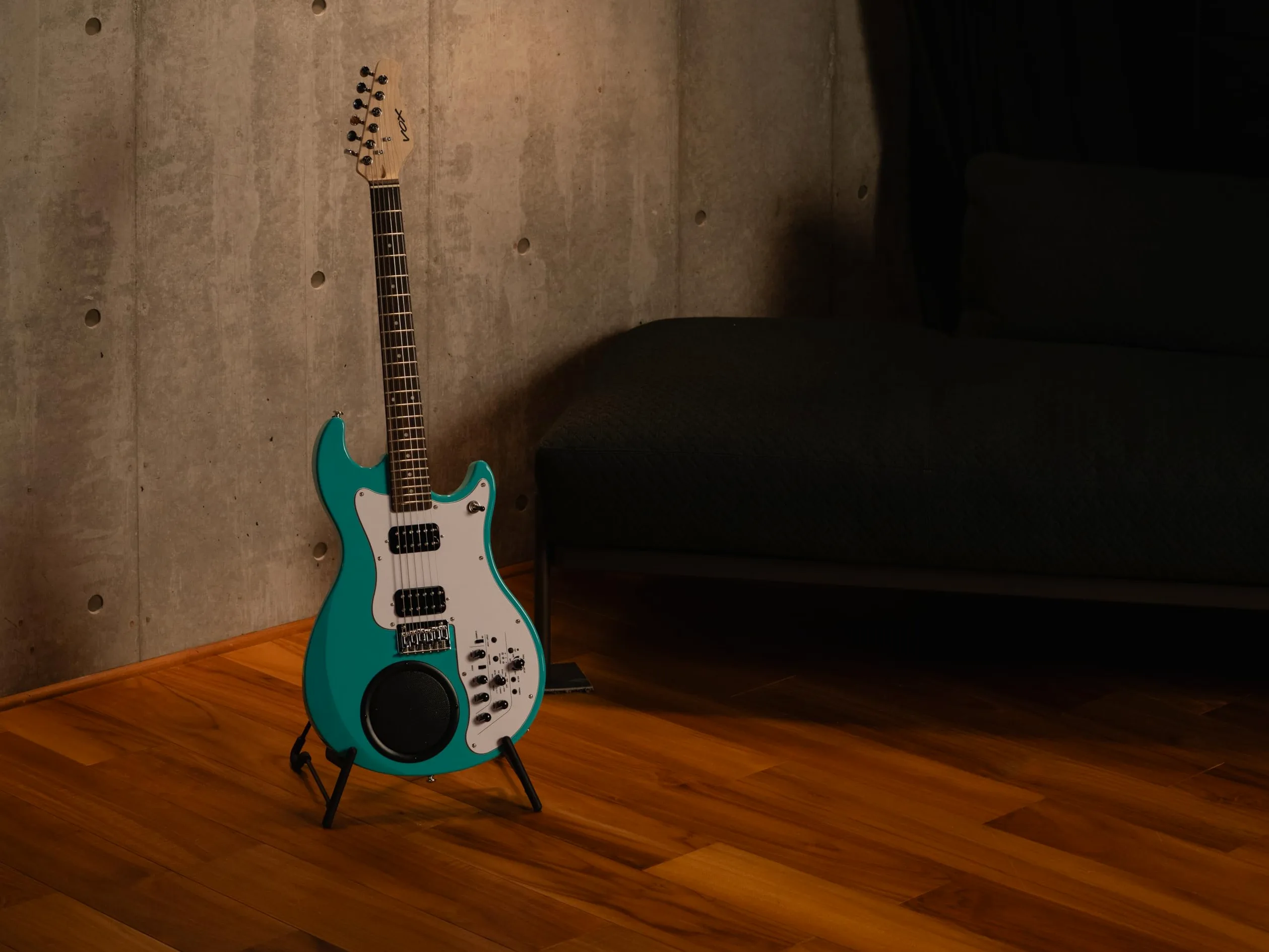 Vox APC-2 gitara elektryczna ze zintegrowanym wzmacniaczem i głośnikiem, maszyna do efektów i rytmu - Aqua Green