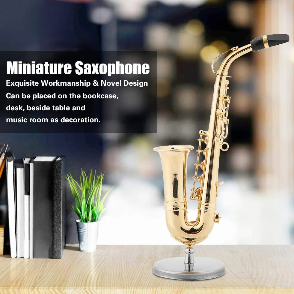 Miniaturowy stary saksofon delicated pozłacany mini instrument ornament z etui, idealny i dekoracja