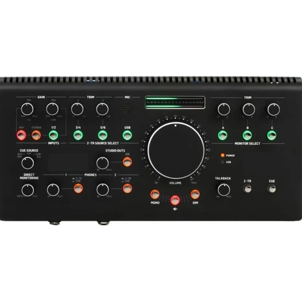 Mikser DJ-ski, Kontroler monitora XL i centrum komunikacyjne z przedwzmacniaczami mikrofonowymi interfejsem USB 192 kHz 2x4