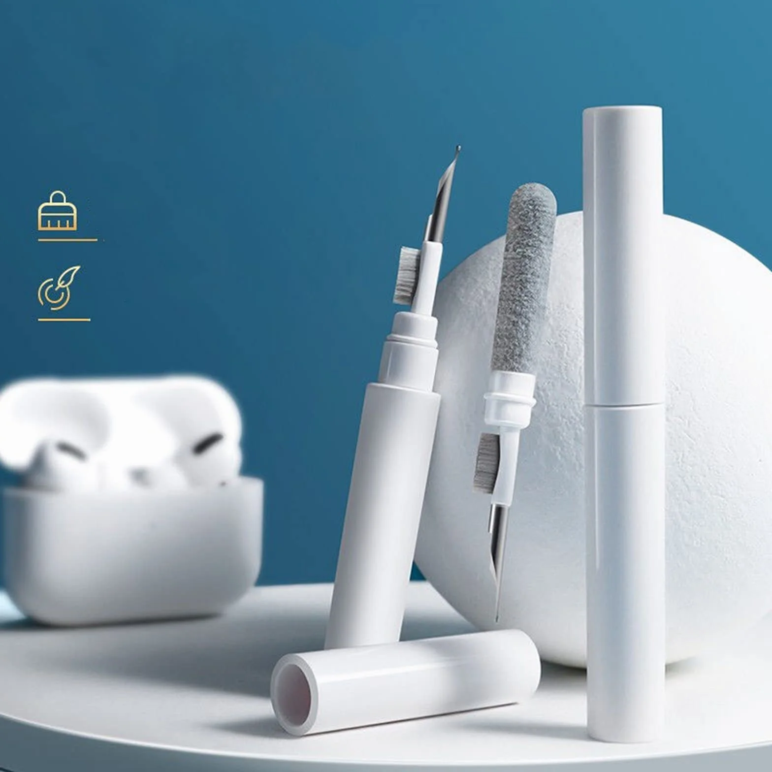 Wielofunkcyjny zestaw do czyszczenia słuchawek dousznych 3 w 1 Zestaw do czyszczenia słuchawek do AirPods iPhone Camera Keyboard-biały