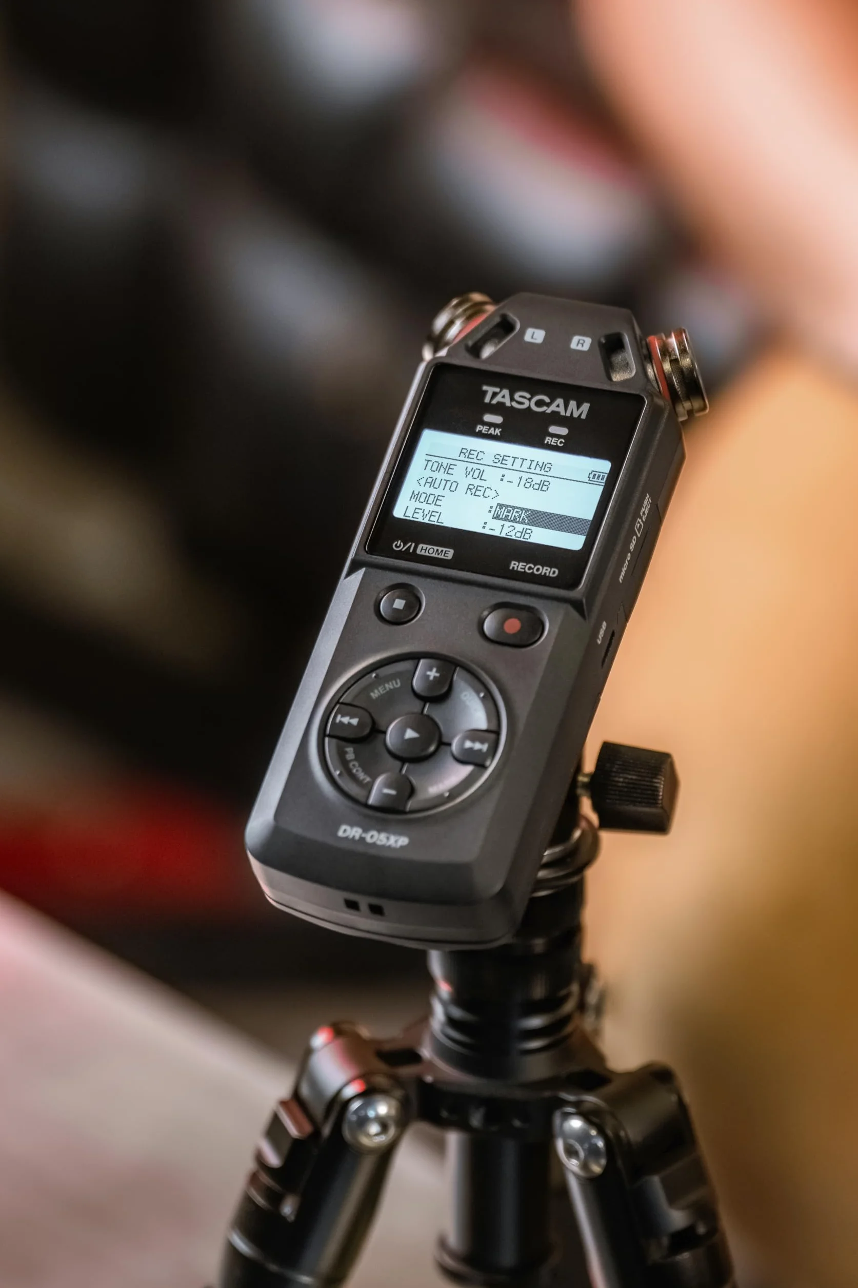 Tascam DR-05XP - 2-kanałowy 32-bitowy przenośny przenośny rejestrator ręczny z interfejsem audio USB-C