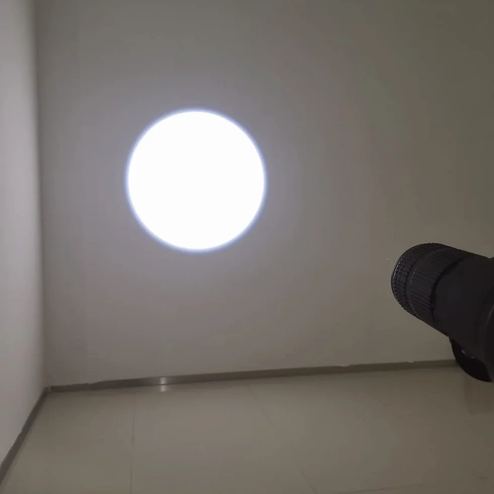 Reflektor punktowy LED 15W Followspot oświetlenie sceniczne z osłoną irysową regulowany biały